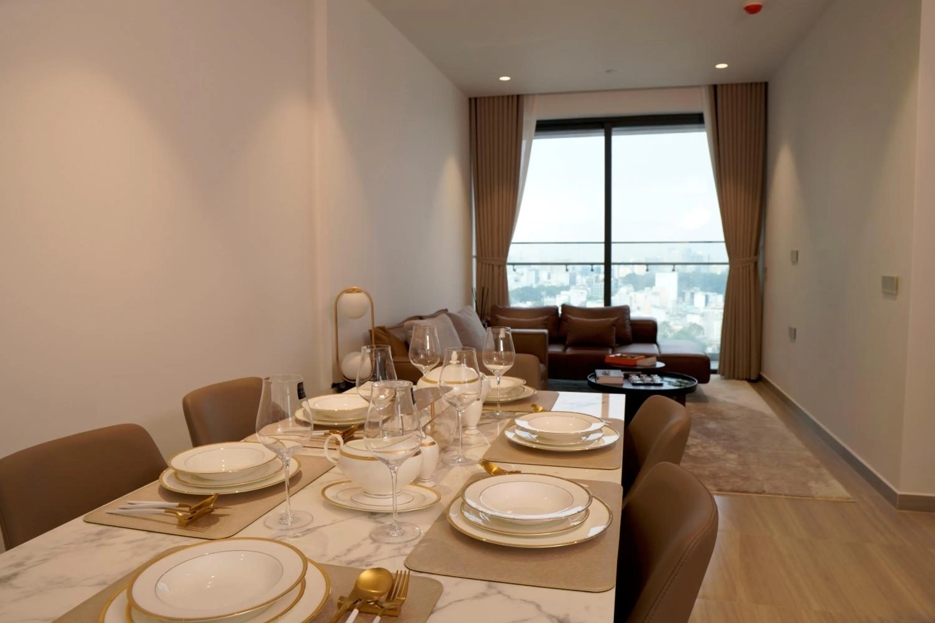 Lancaster Legacy Hotel & Apartments