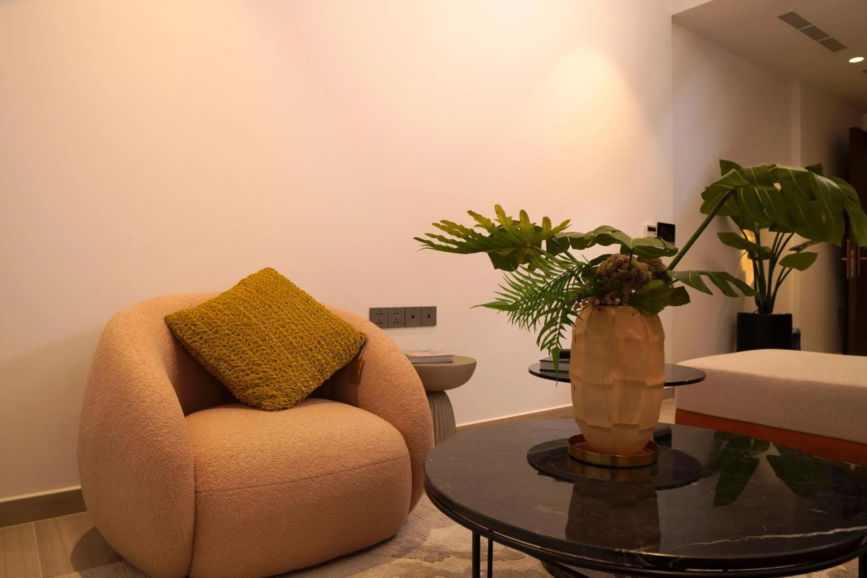 Lancaster Legacy Hotel & Apartments