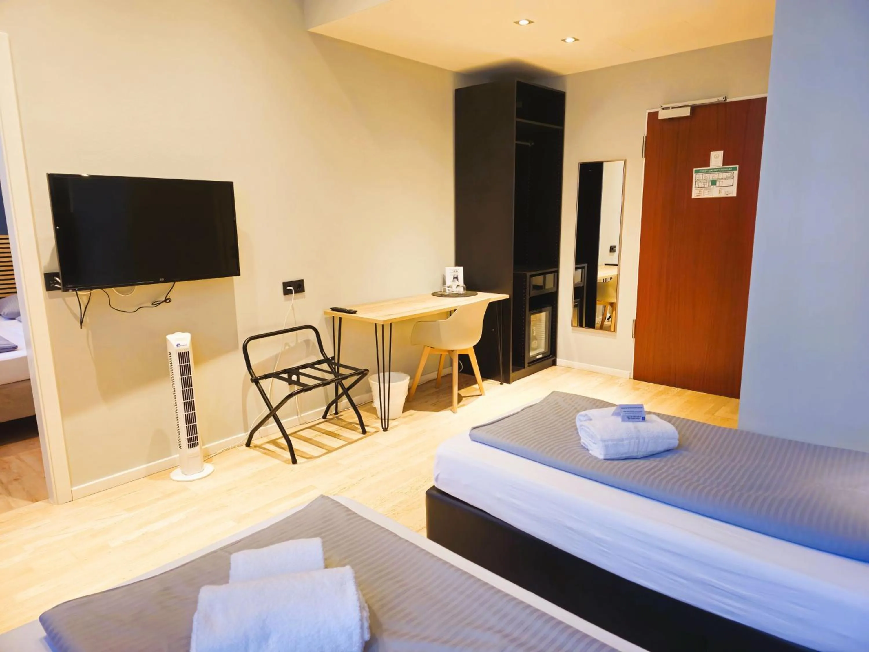 Photo of the whole room, Bed in ARRIVEL Hotel Kirchheim - bisher Novitel