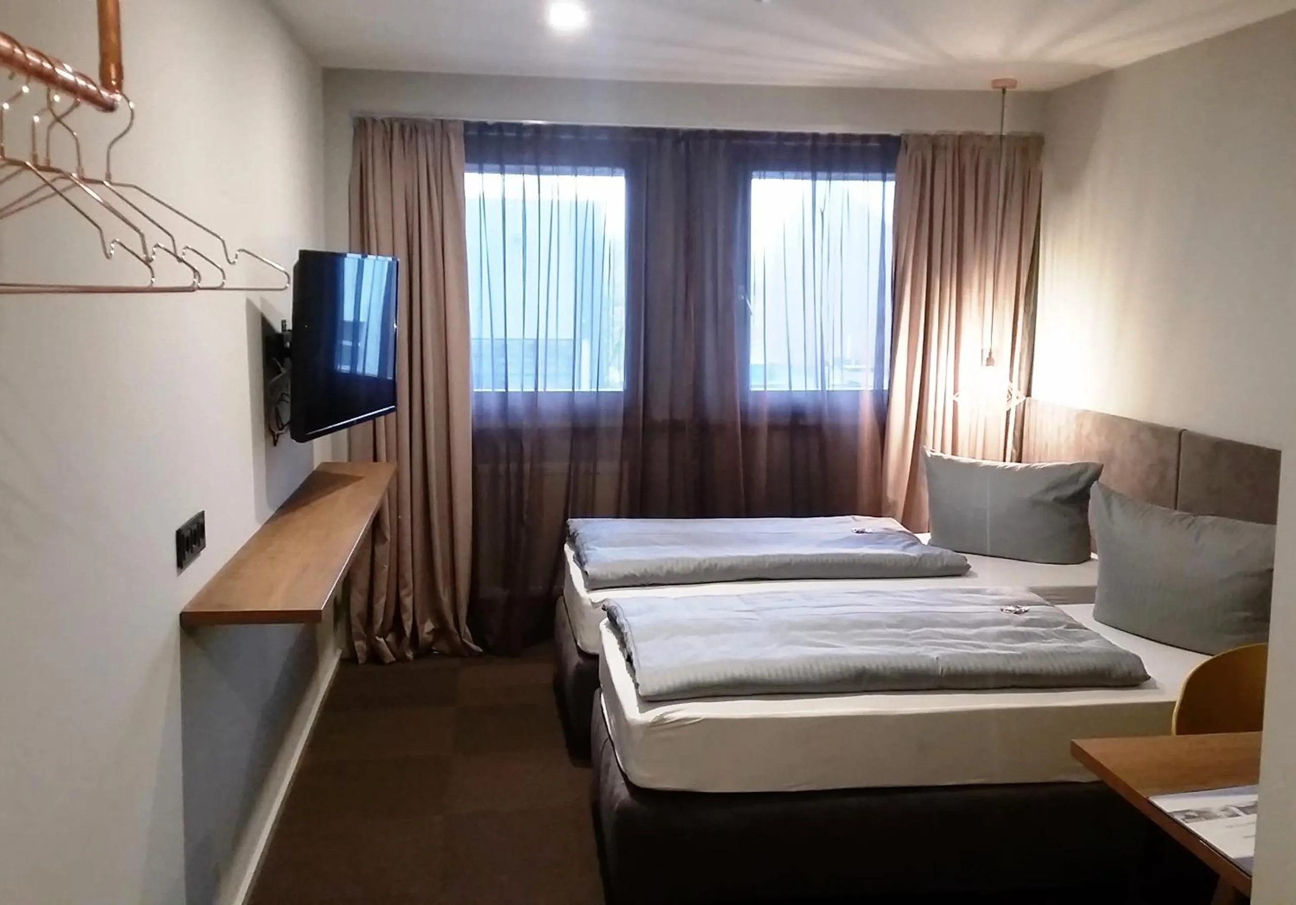 Photo of the whole room, Bed in ARRIVEL Hotel Kirchheim - bisher Novitel