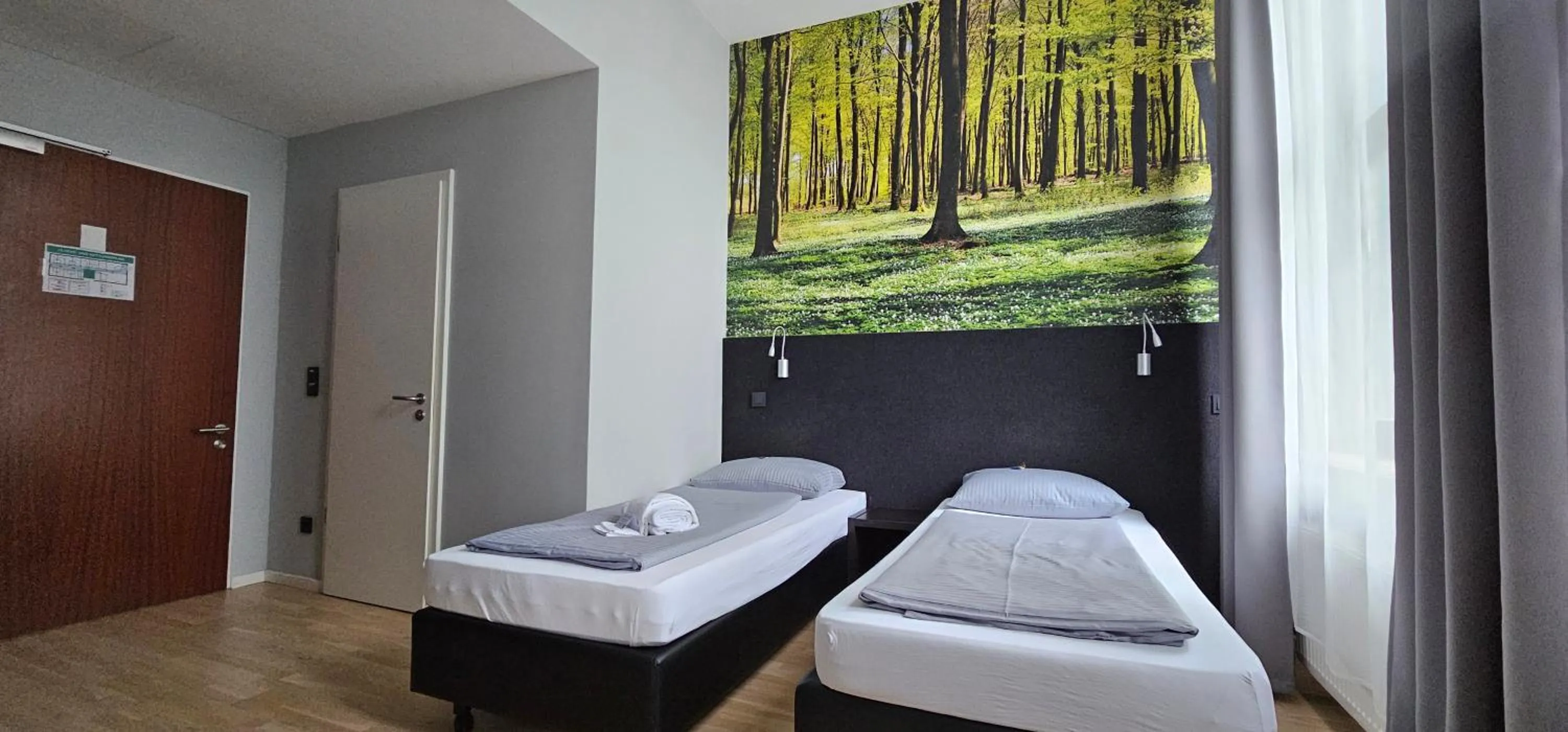 Photo of the whole room, Bed in ARRIVEL Hotel Kirchheim - bisher Novitel