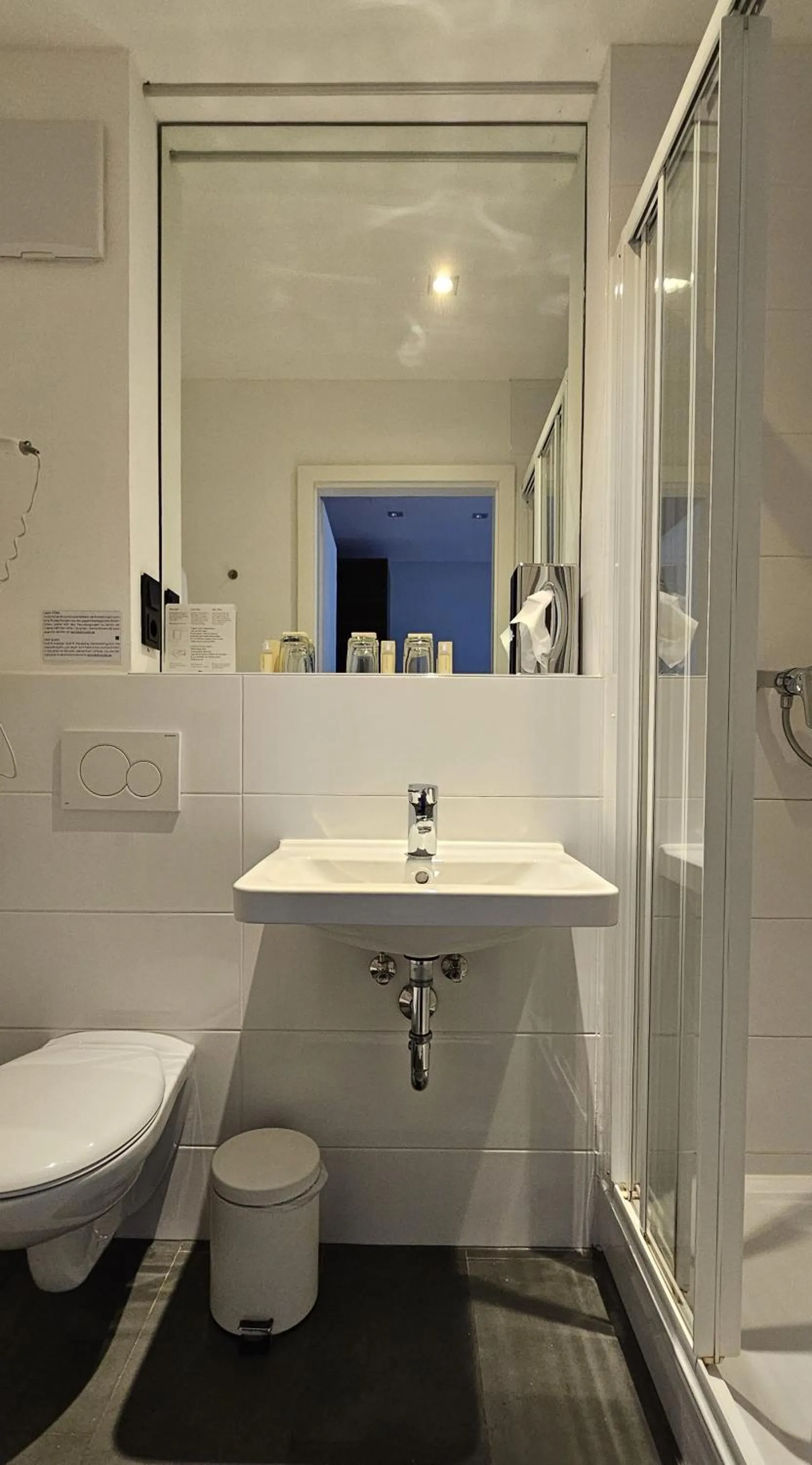 Bathroom in ARRIVEL Hotel Kirchheim - bisher Novitel
