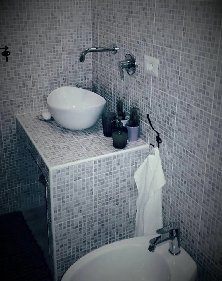 Bathroom in Salerno Inn B&B