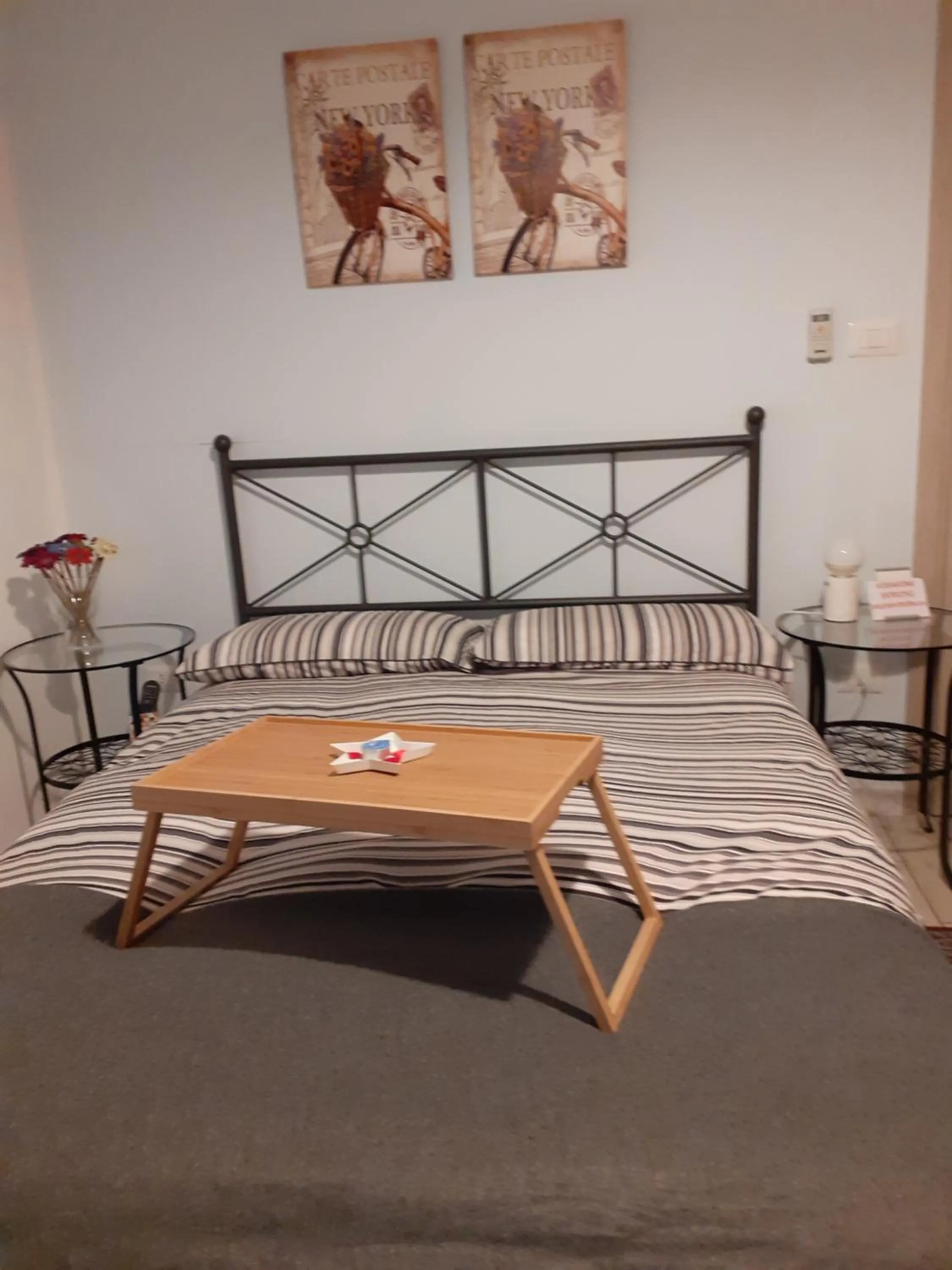 Bed in Salerno Inn B&B