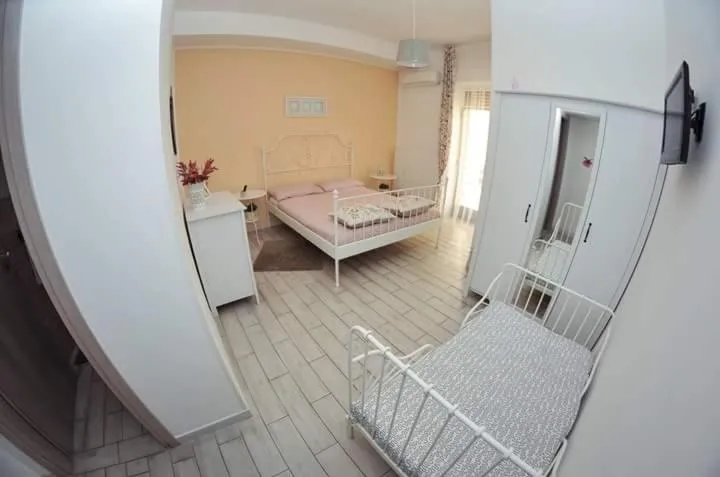 Bed in Salerno Inn B&B