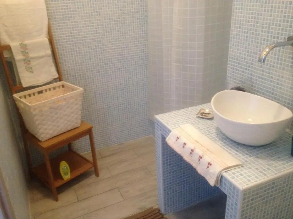 Bathroom in Salerno Inn B&B