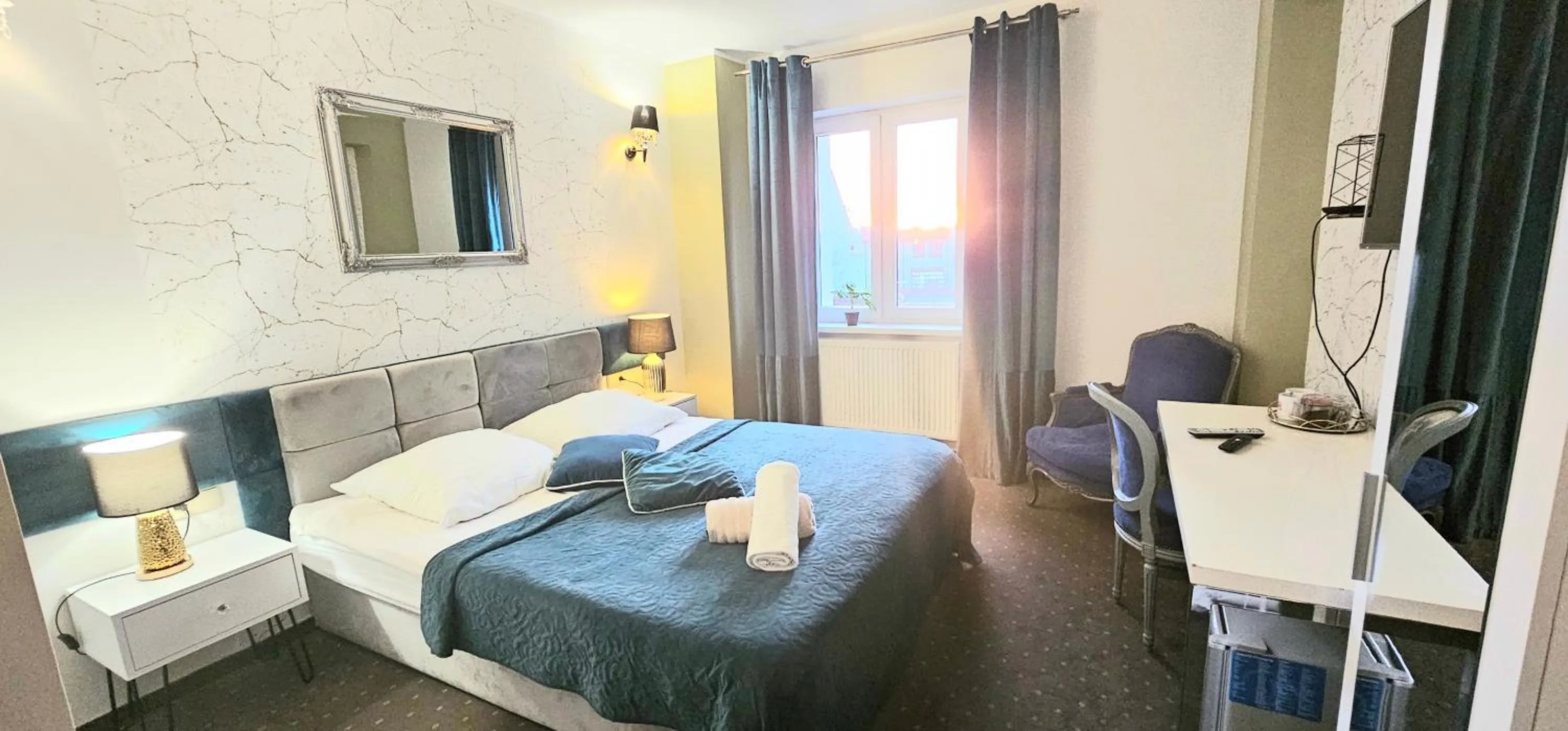 Bed in Inna Strefa - Sleep & Restaurant