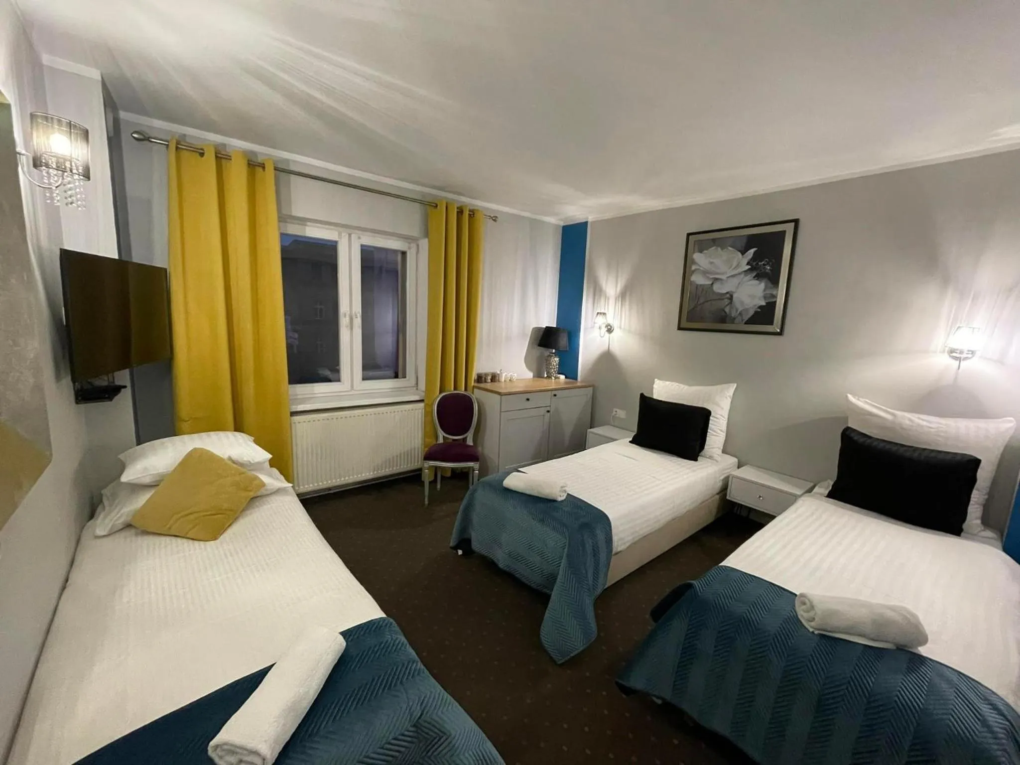 Bed in Inna Strefa - Sleep & Restaurant