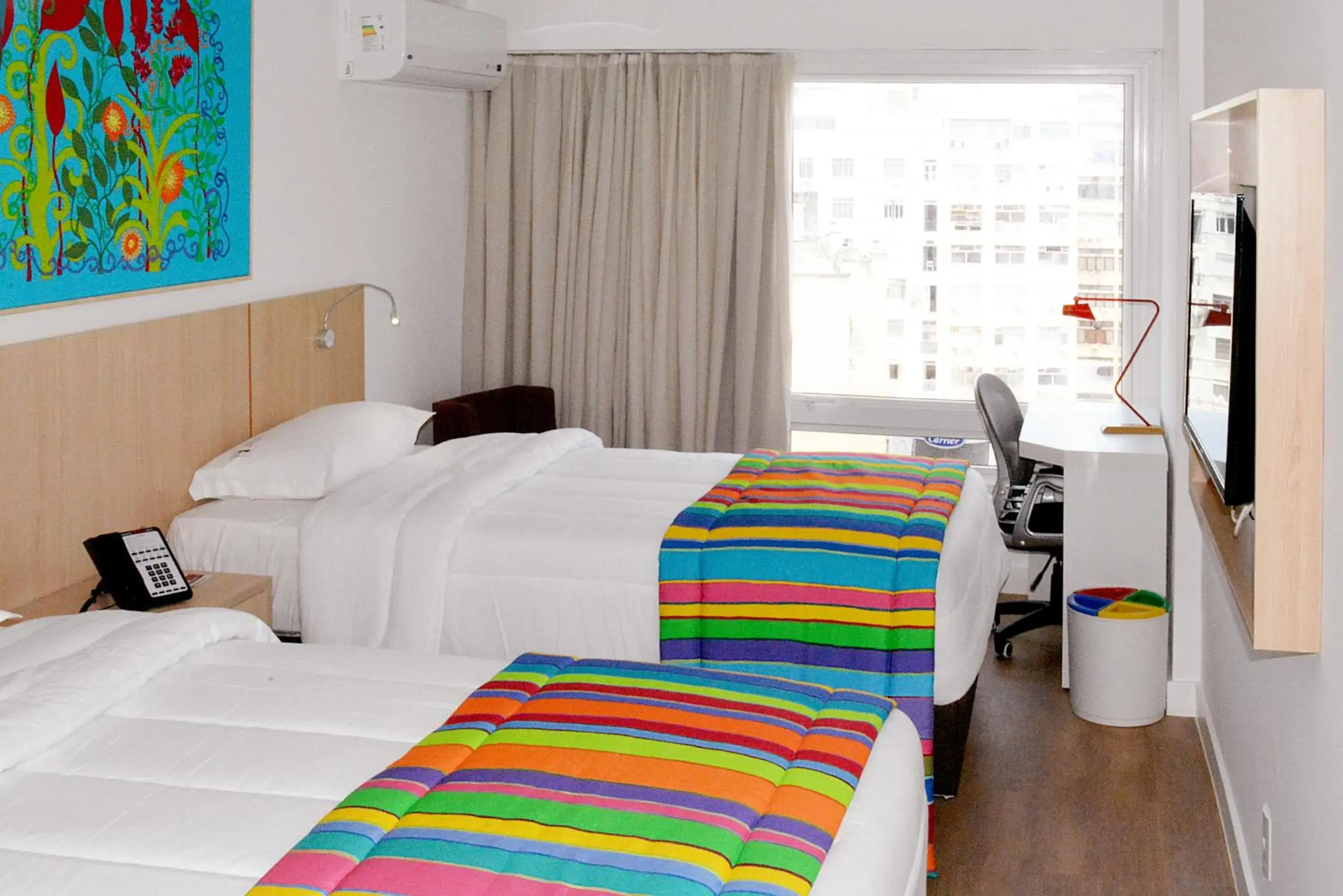 Day, Bed in Royalty Rio Hotel Day, Bed in Royalty Rio Hotel