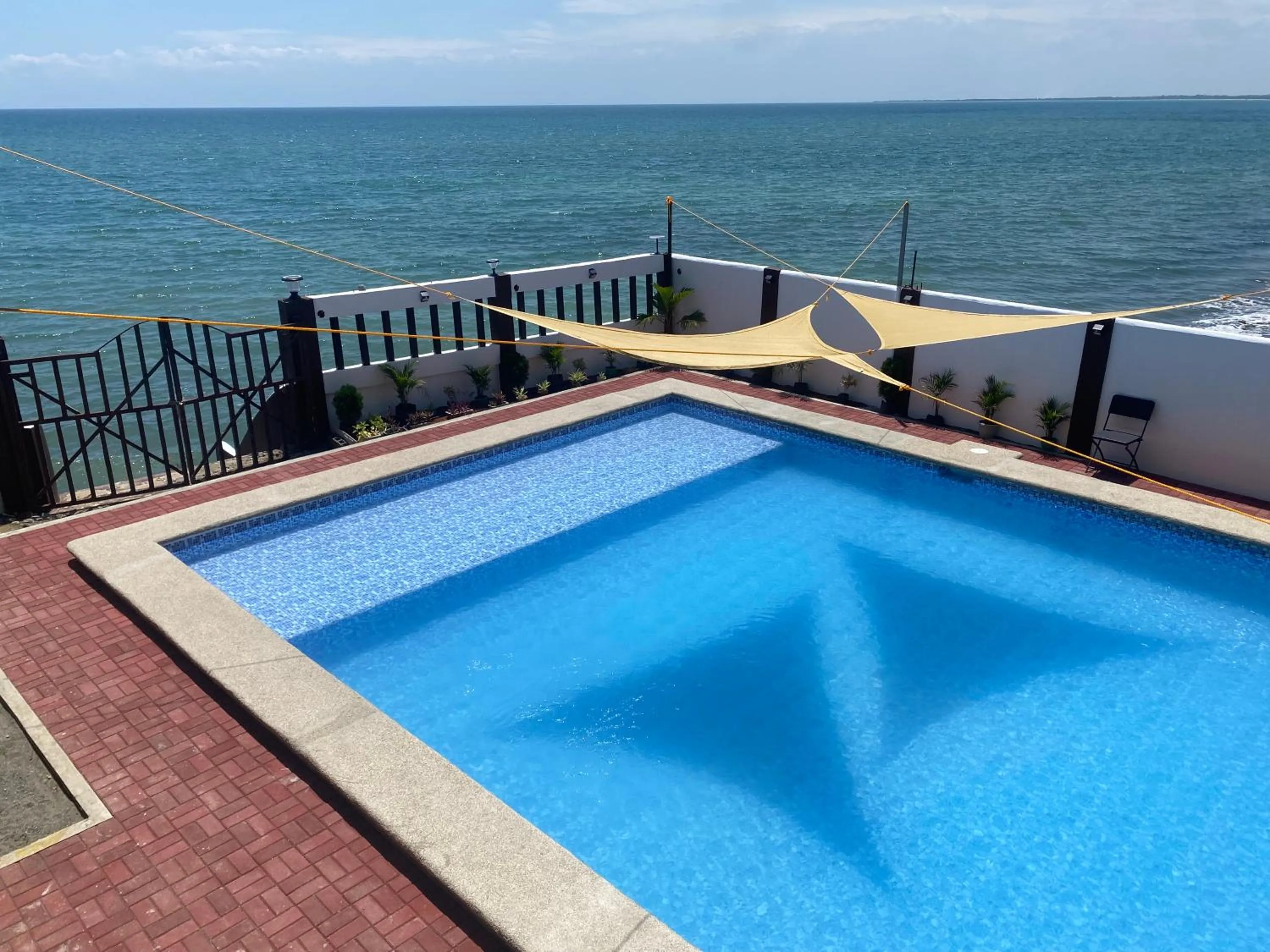 Pool view in Olana Bed and Breakfast