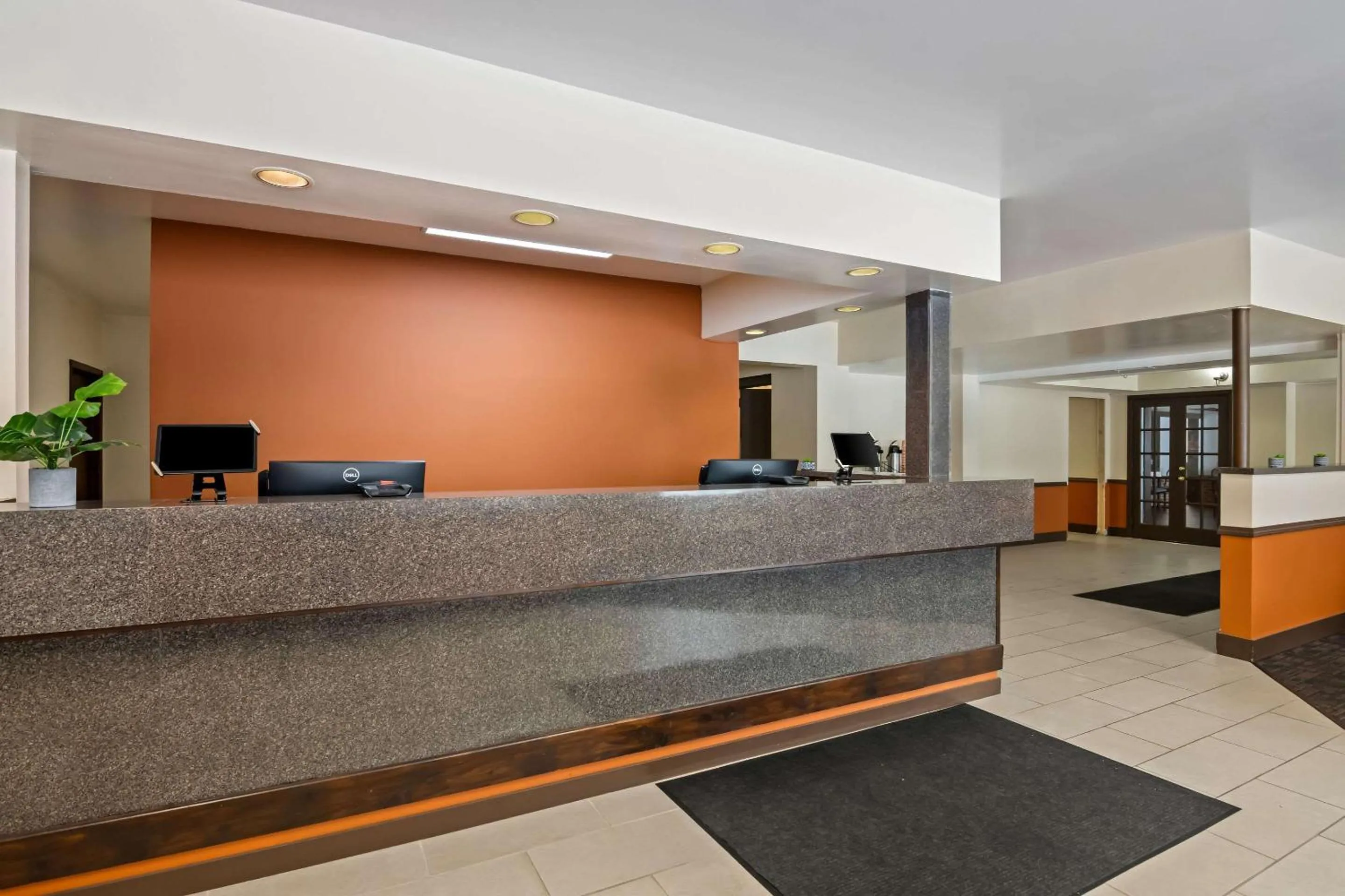 Lobby or reception in Econo Lodge Manistee