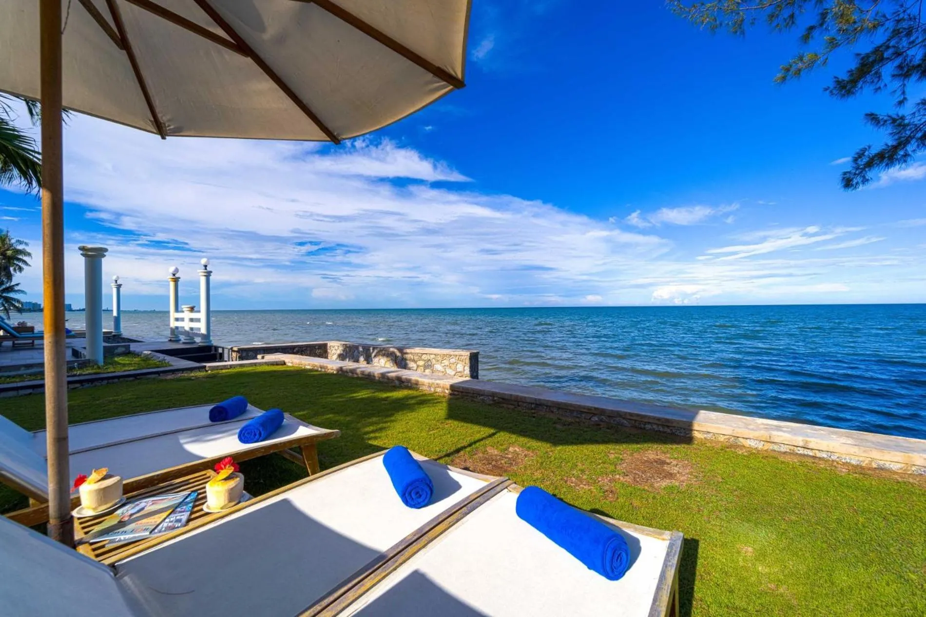 Oceanfront 6 Bedroom Twin Villas - OV6