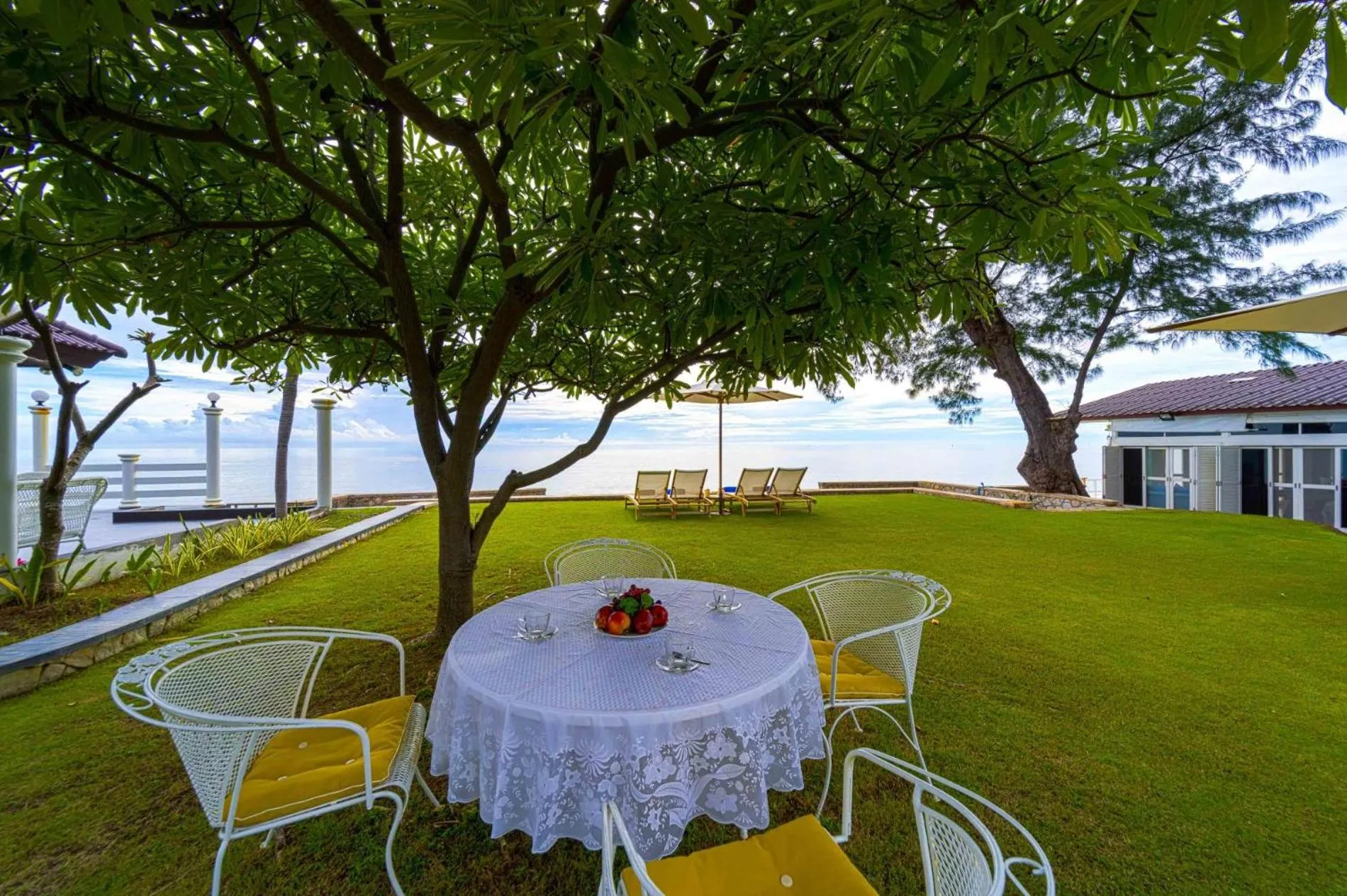 Oceanfront 6 Bedroom Twin Villas - OV6