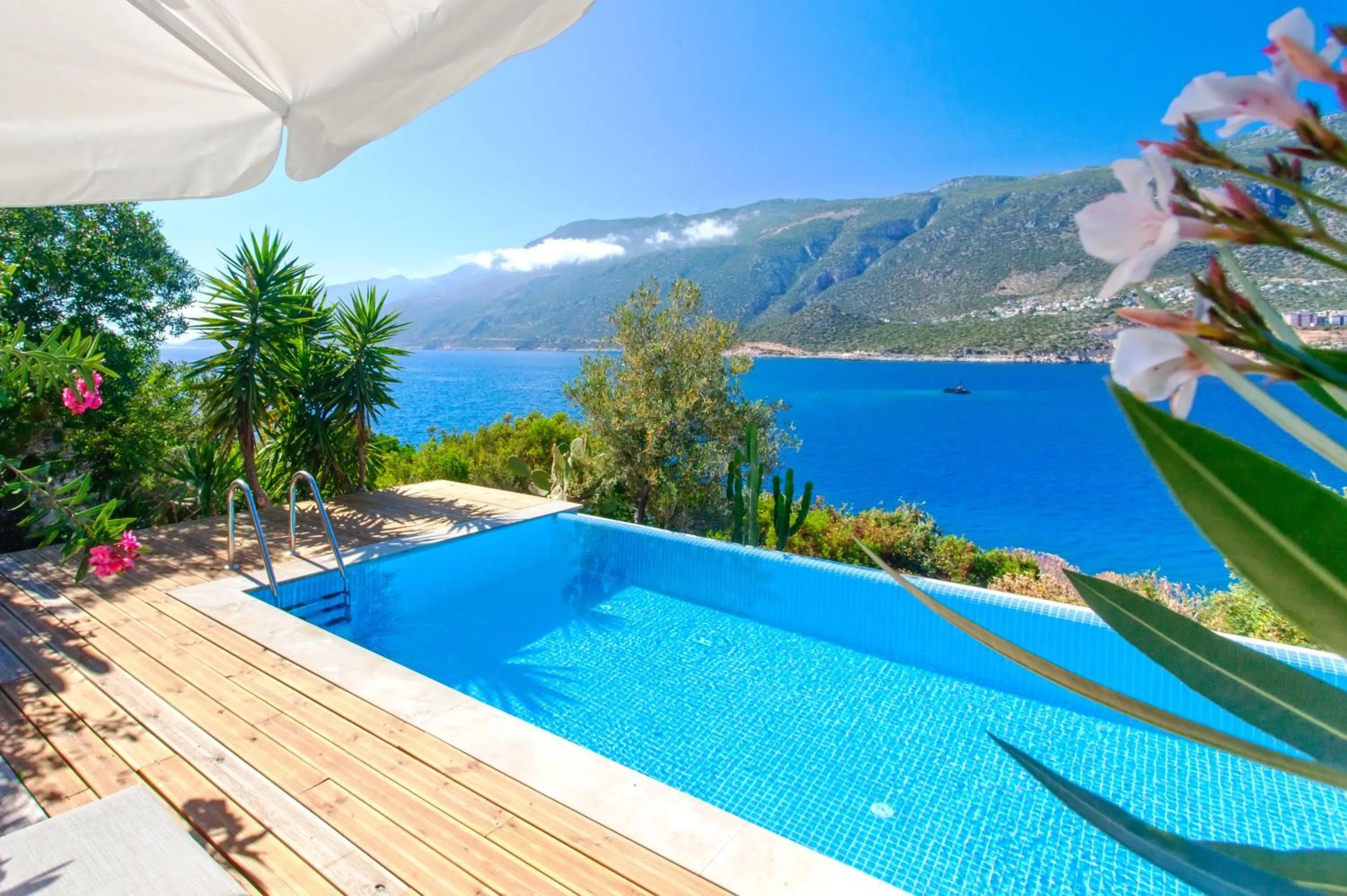 Mekvin Hotels Deniz Feneri Lighthouse