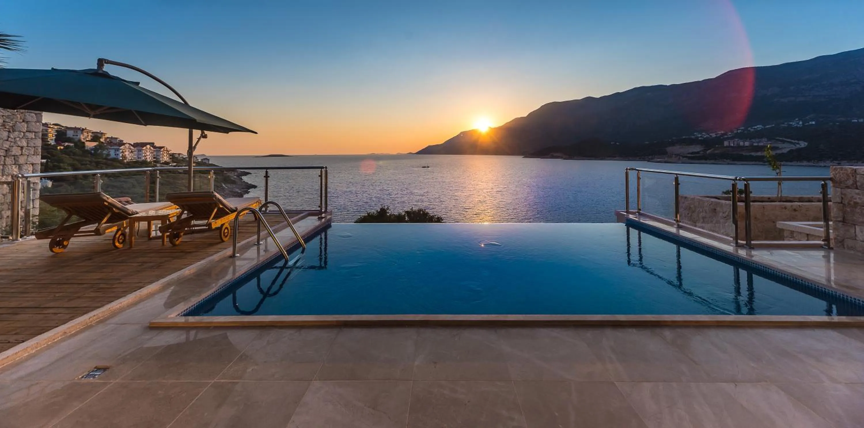 Mekvin Hotels Deniz Feneri Lighthouse