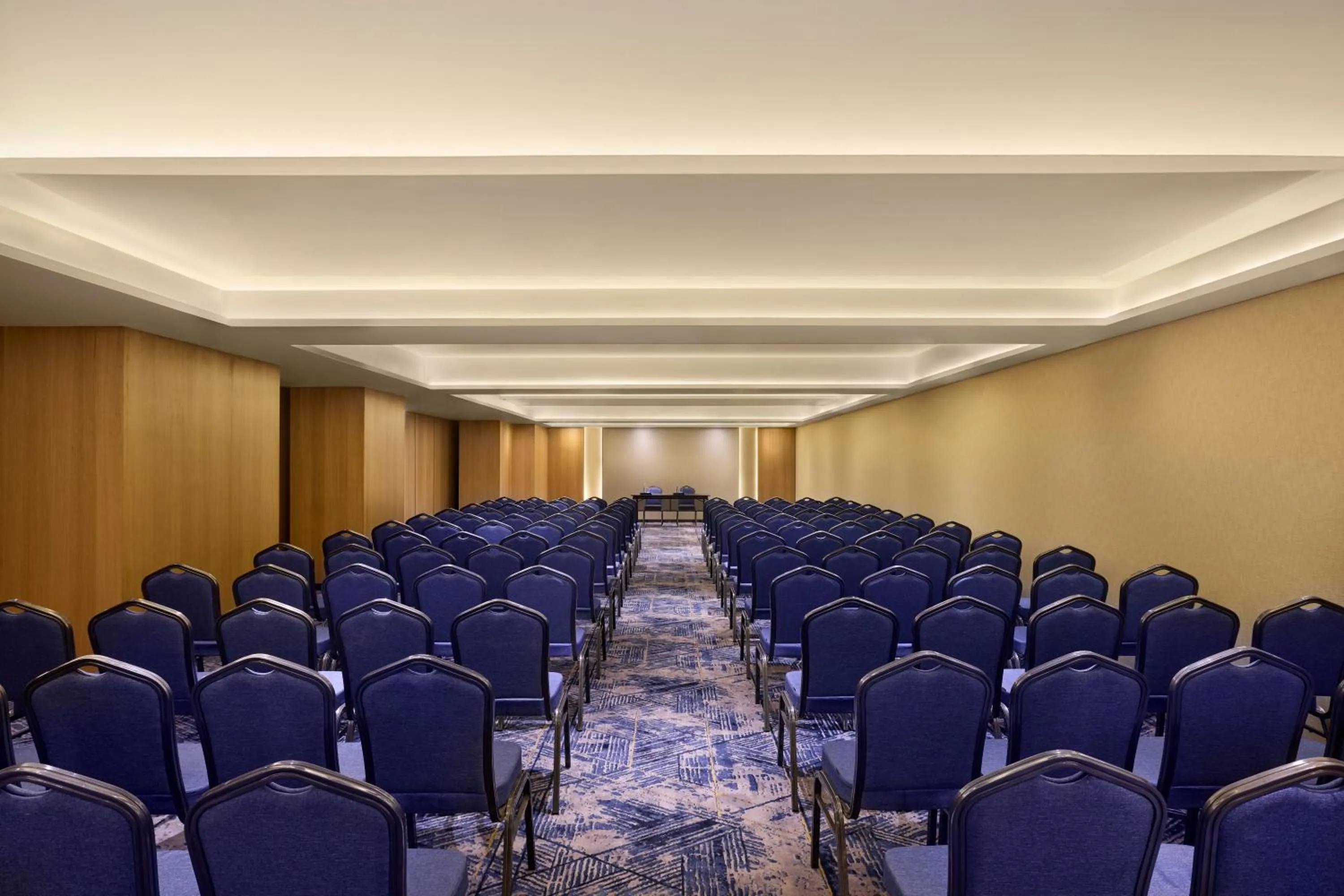 Banquet/Function facilities in Fairfield by Marriott Mumbai Andheri West