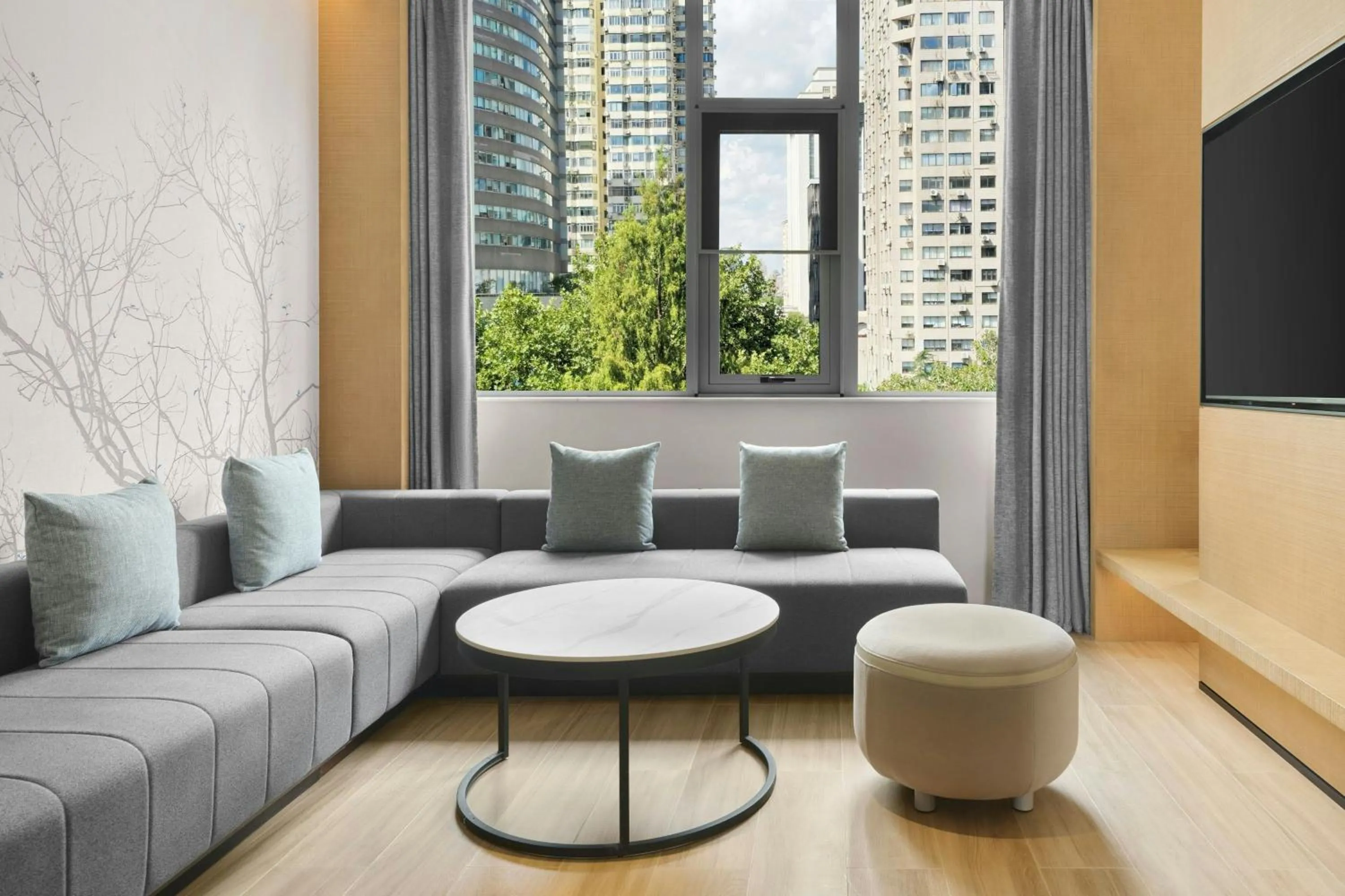 King Suite with City View in Fairfield by Marriott Shanghai Xuhui Center