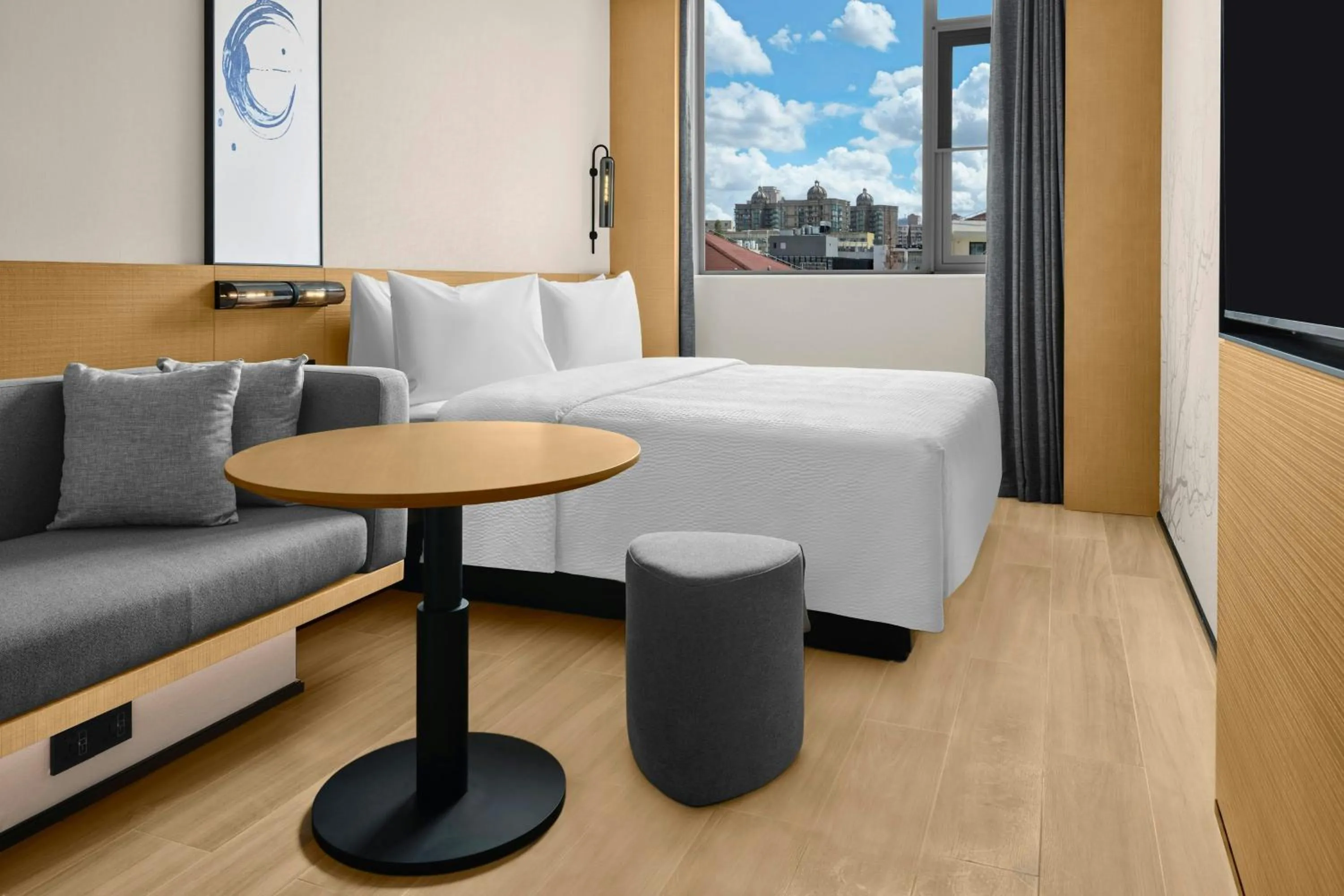 Superior King Room with City View in Fairfield by Marriott Shanghai Xuhui Center