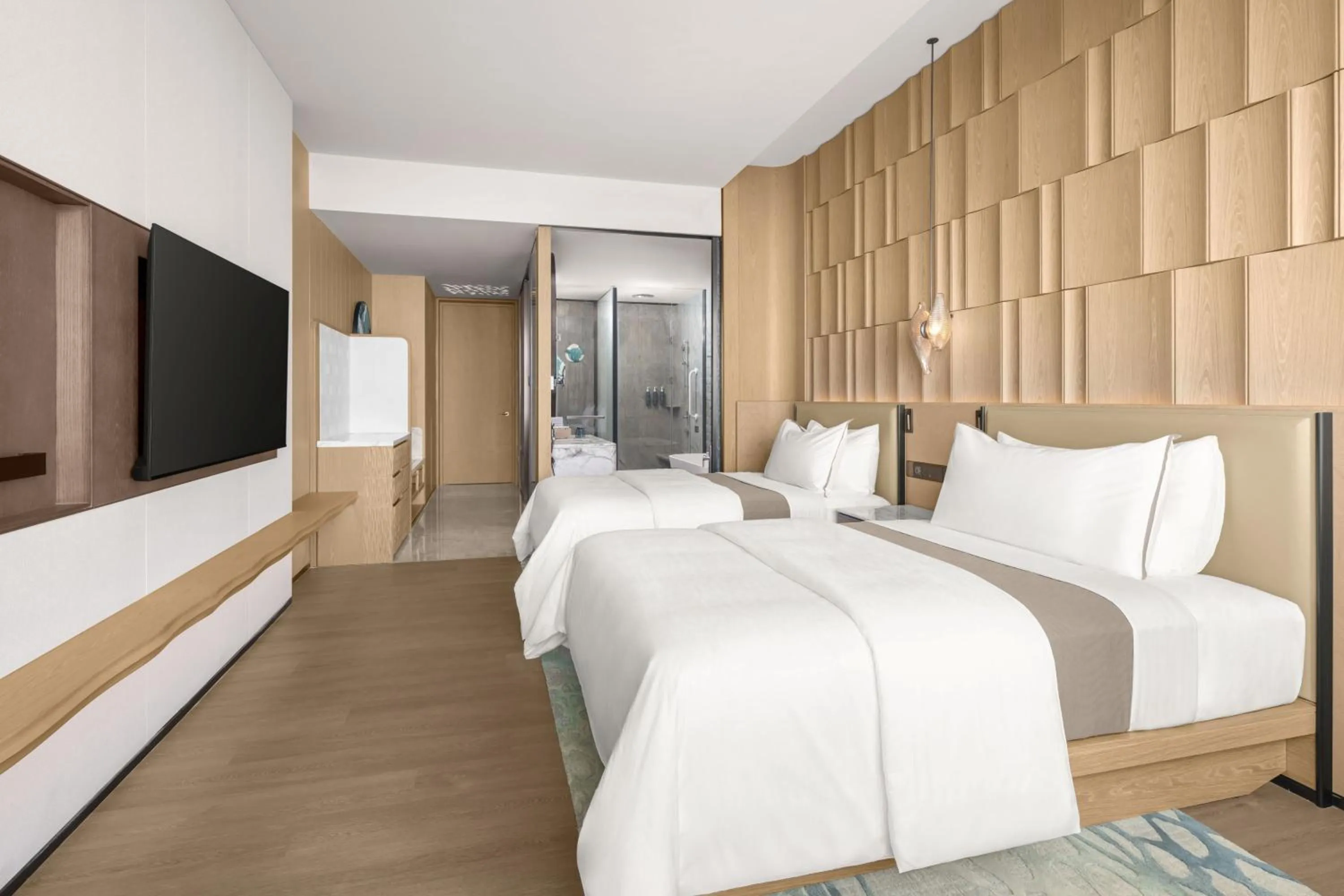 Photo of the whole room, Bed in The Westin Yichang