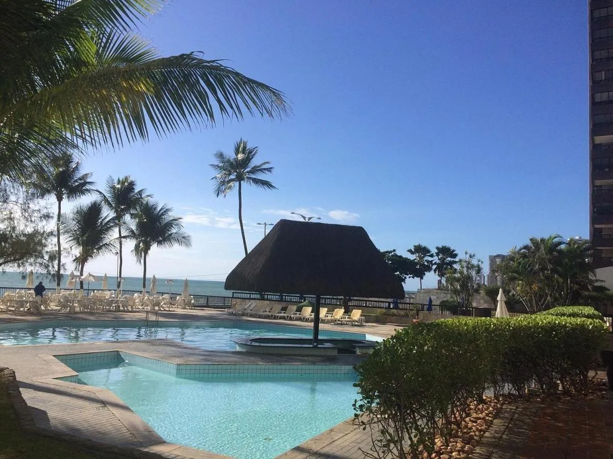 Lounge or bar in FLAT PRAIA DE PIEDADE - Região de Recife - Vista pro MAR