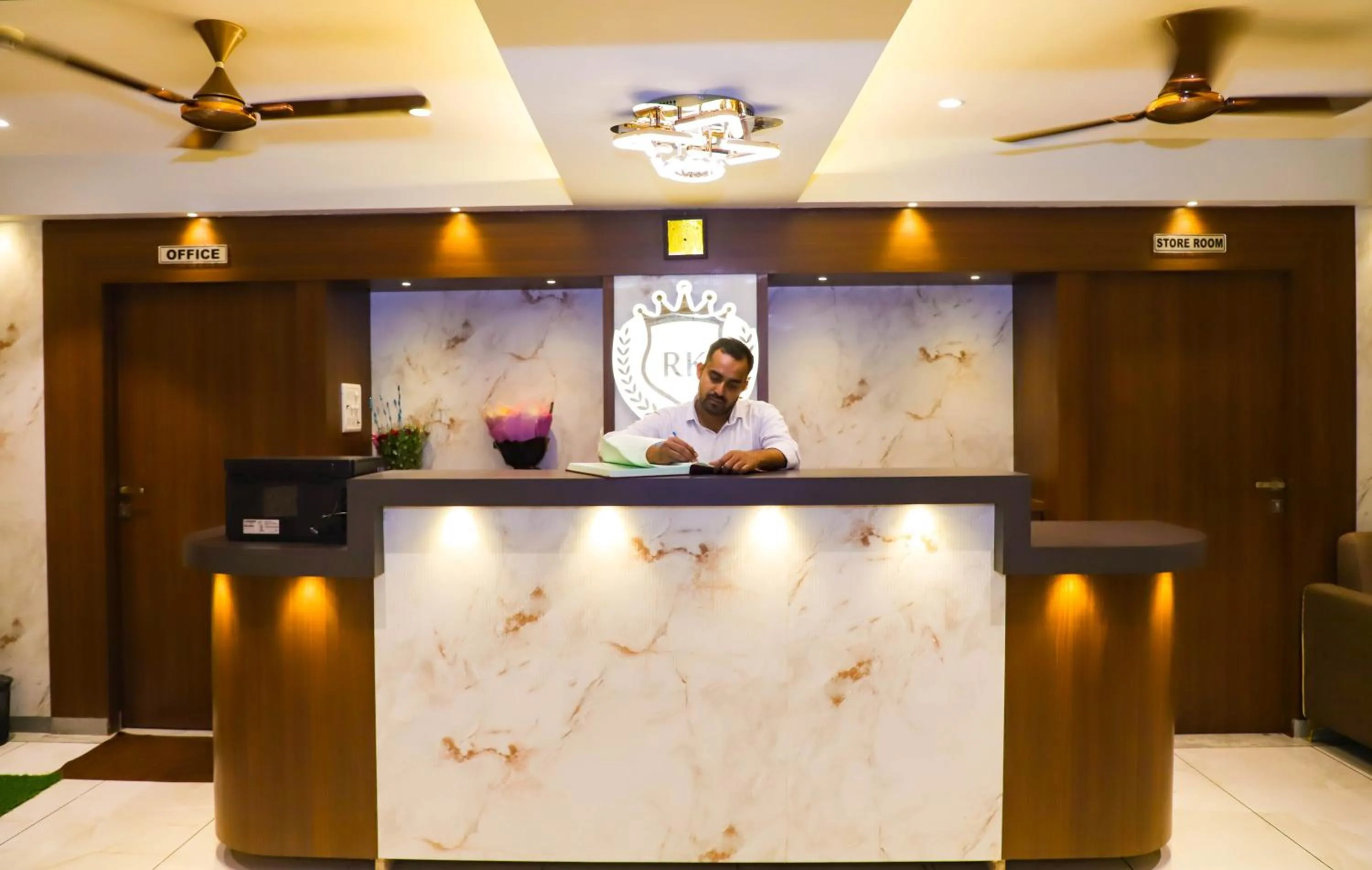 RK Hotel