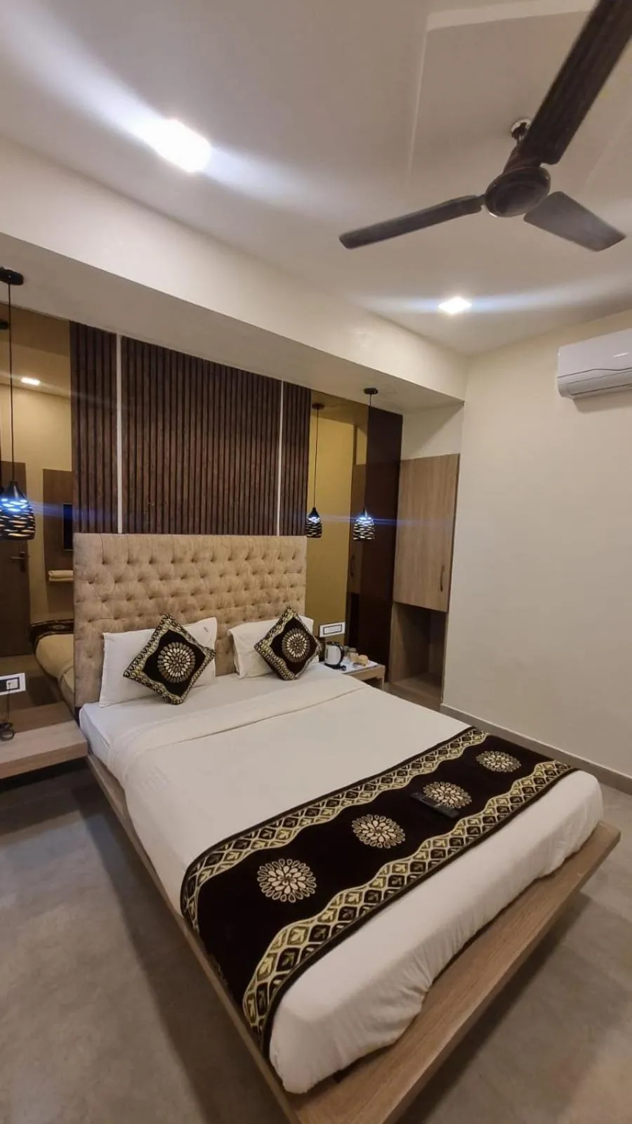 Hotel Beachfront - Couple & Family Friendly