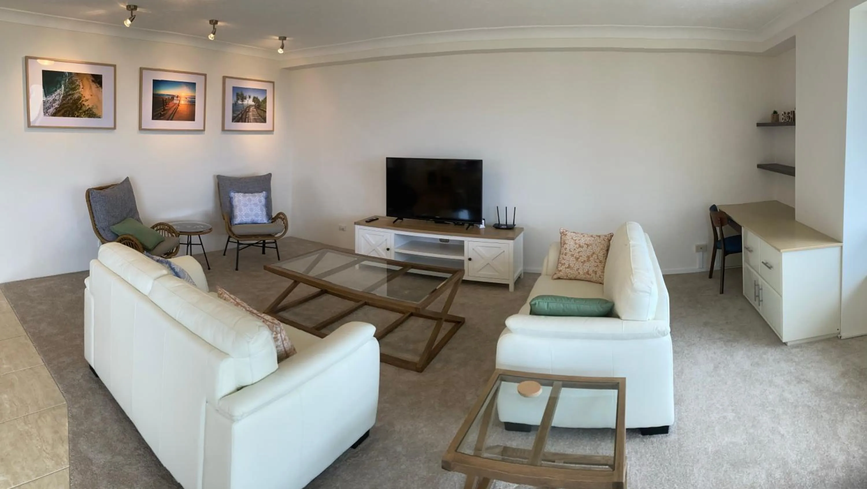 Apartment with Sea View in Burgess @ Kings Beach Apartments