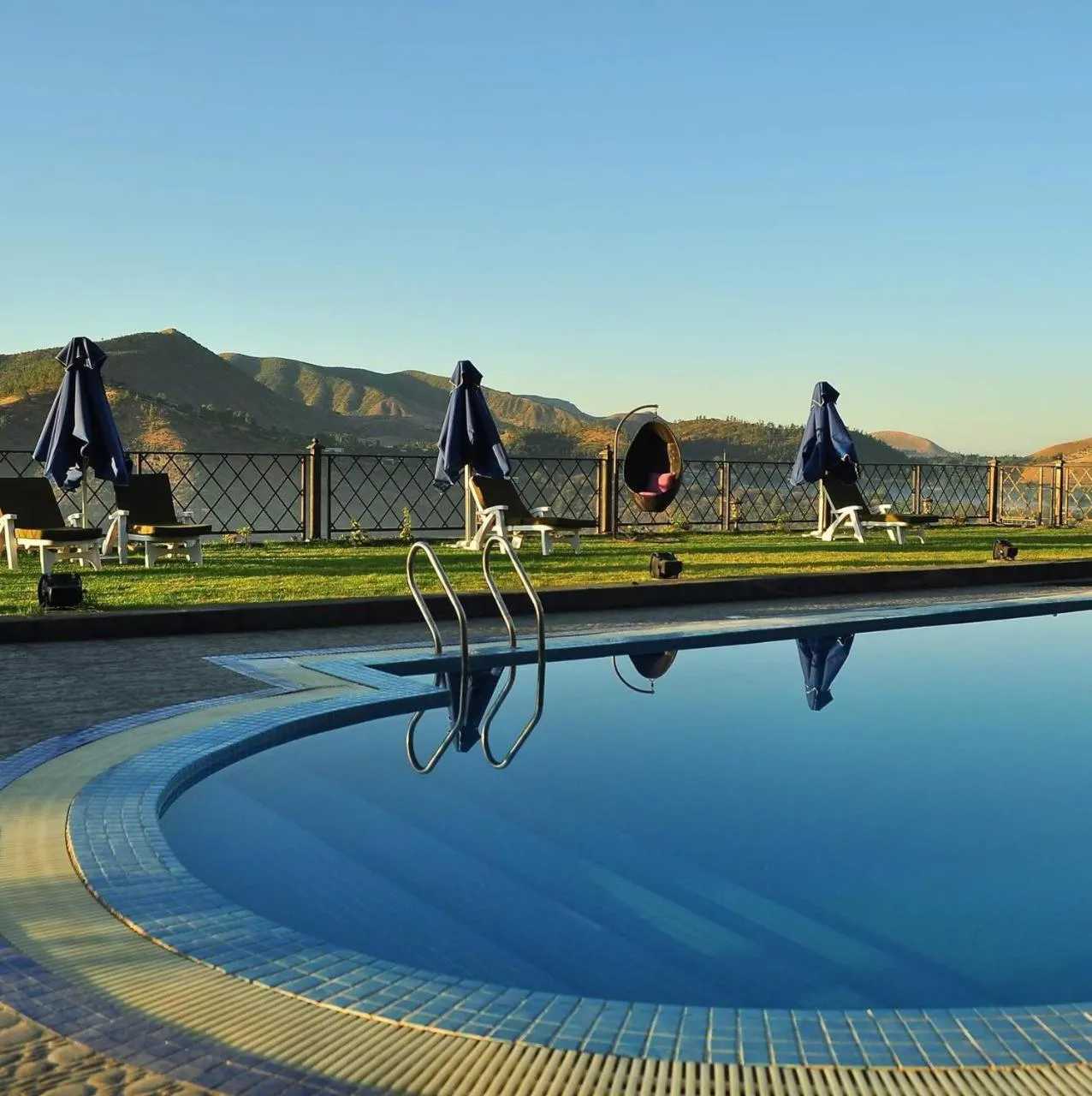 Pyramid Hotels & Resorts