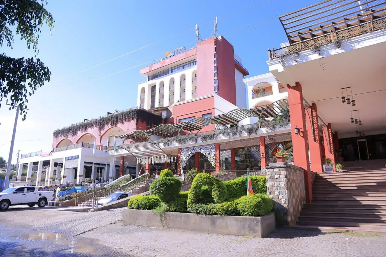Pyramid Hotels & Resorts
