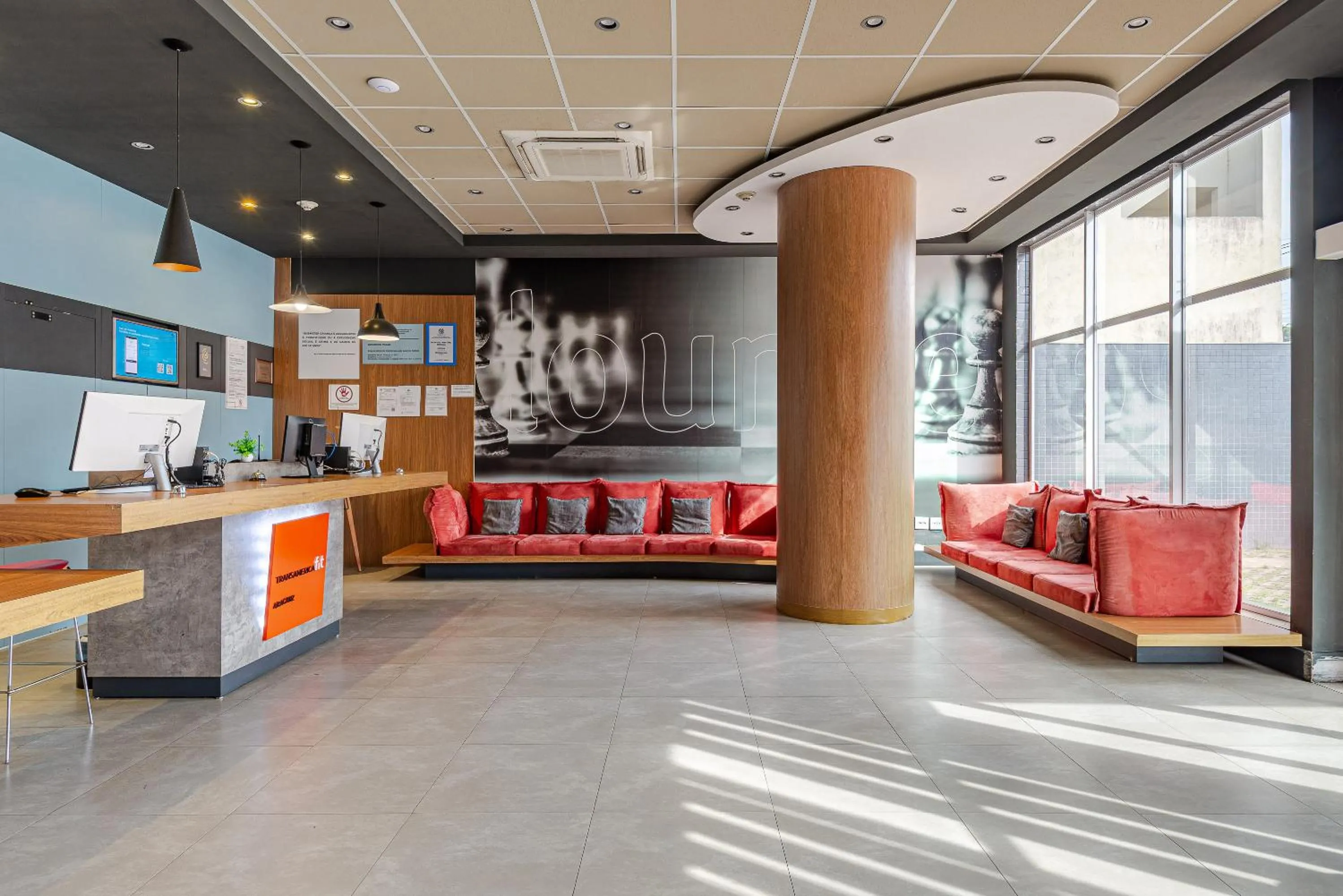 Seating area in Transamerica Fit Aracruz