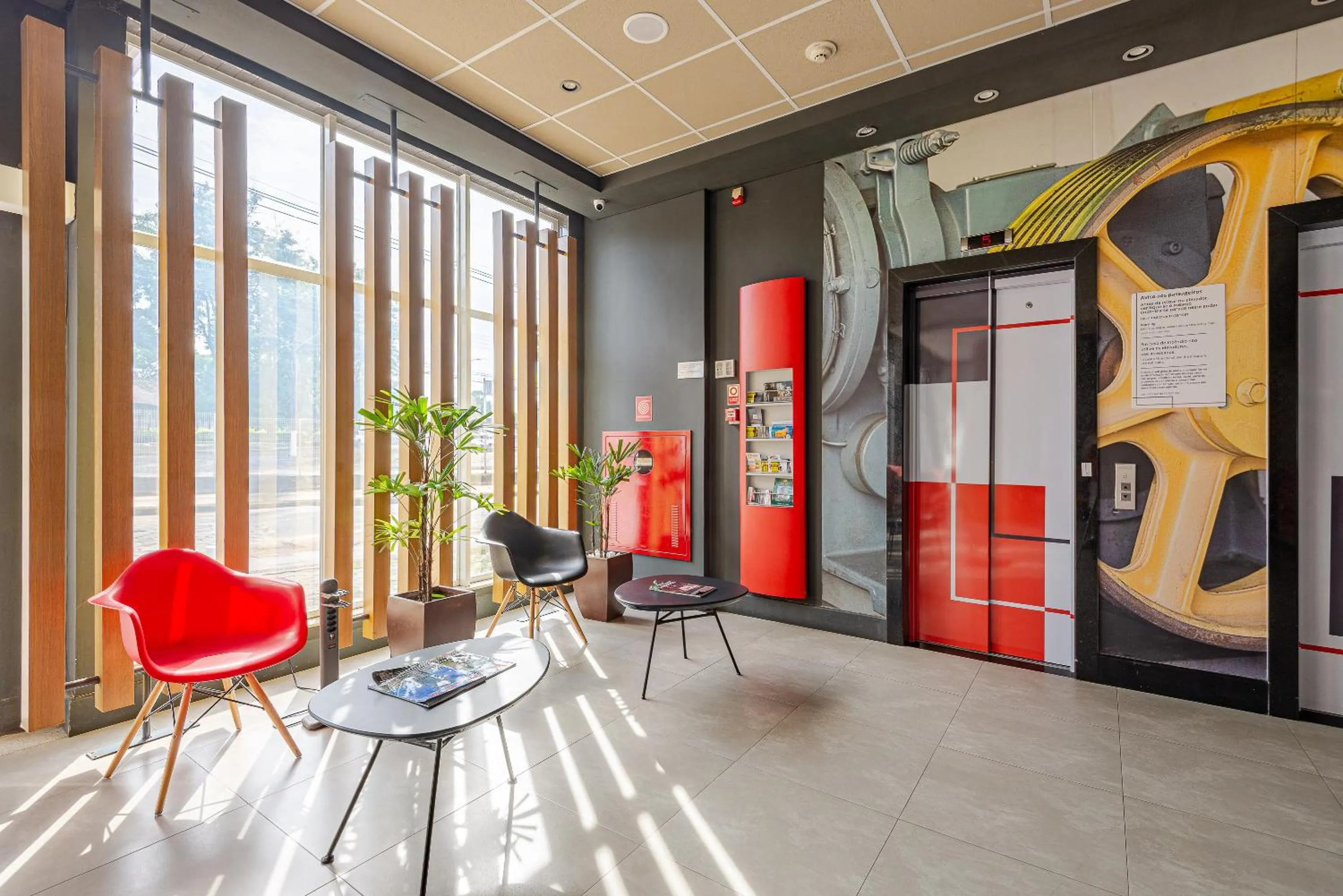 Seating area in Transamerica Fit Aracruz