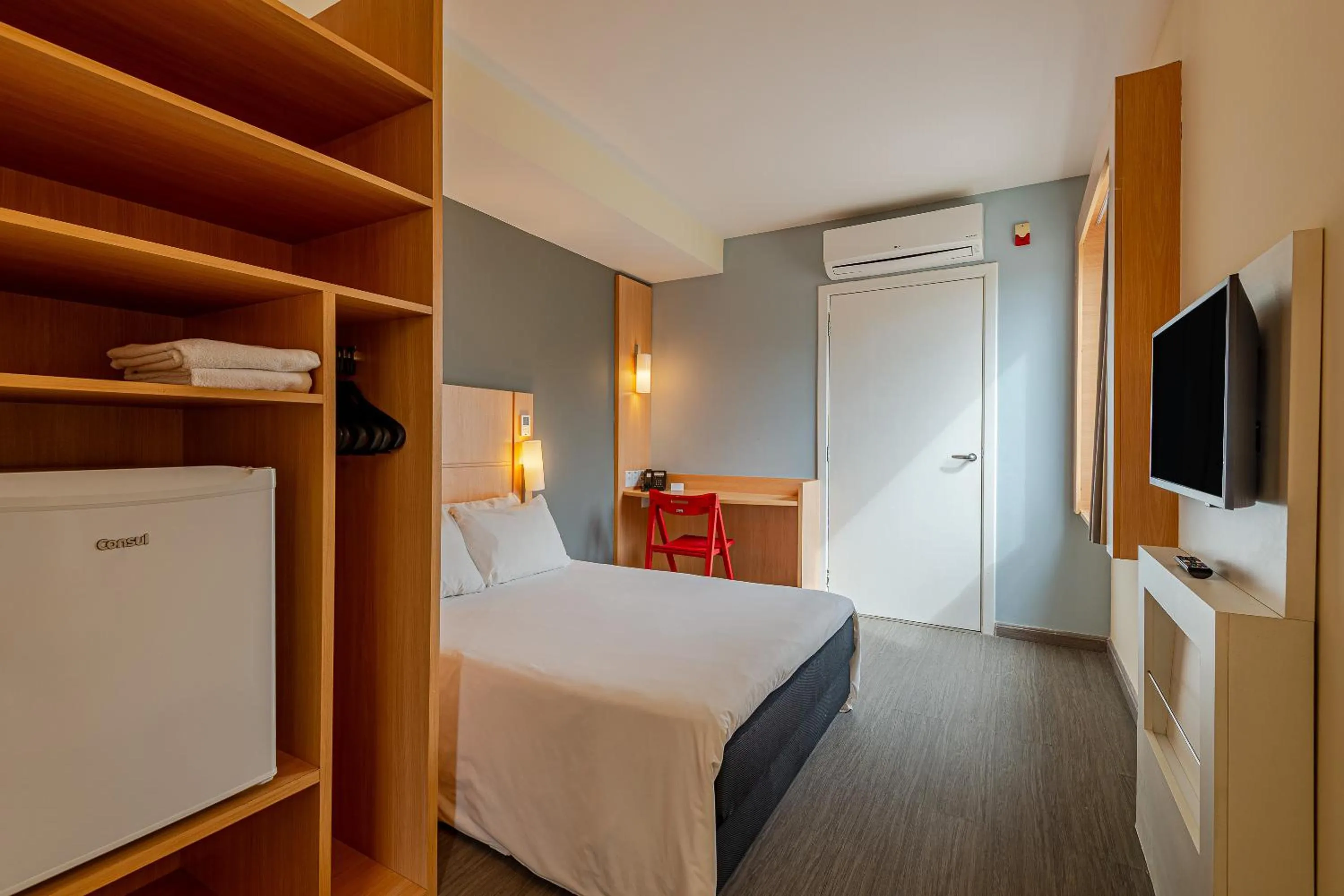 Bedroom, Bed in Transamerica Fit Aracruz