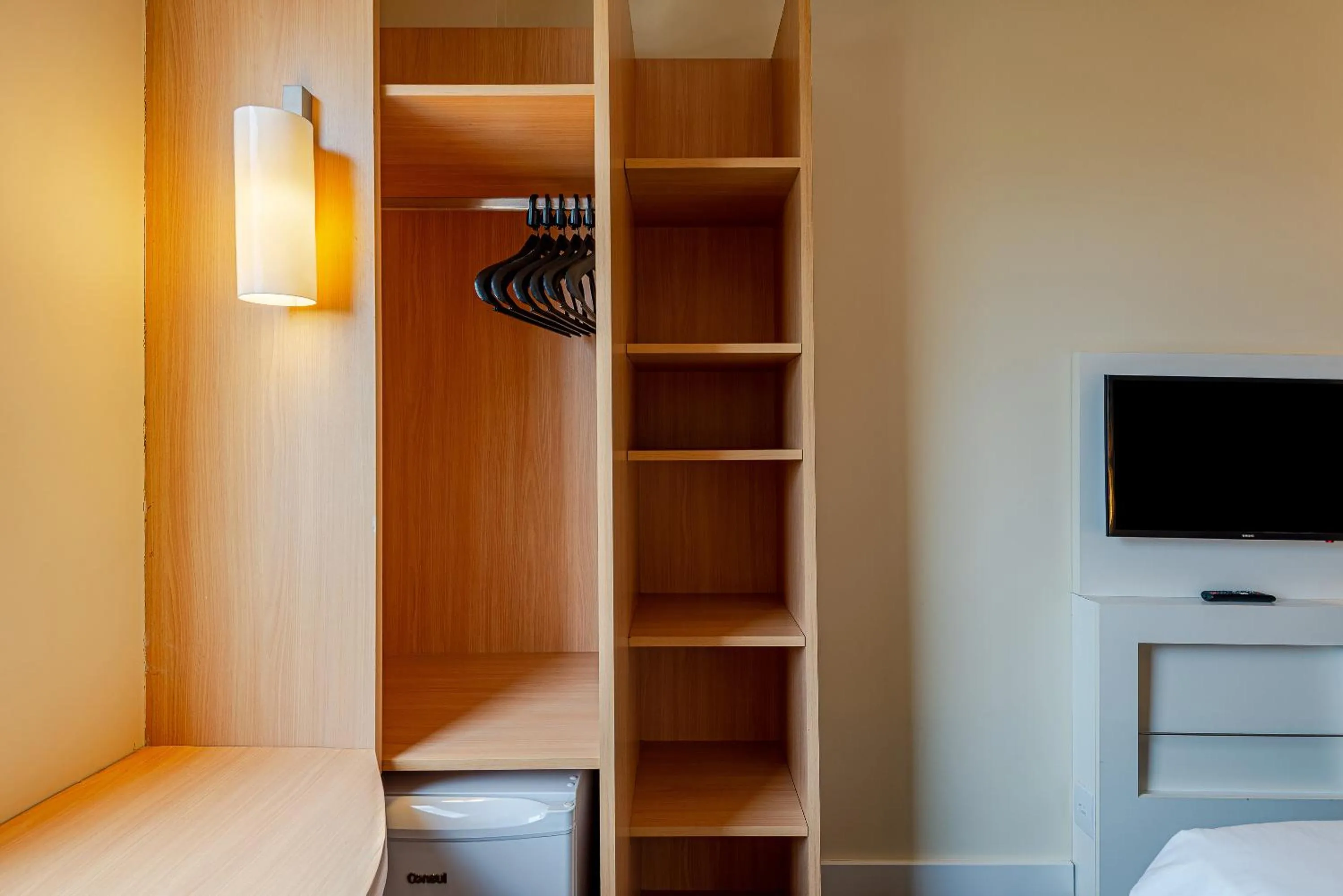 TV and multimedia, Bed in Transamerica Fit Aracruz