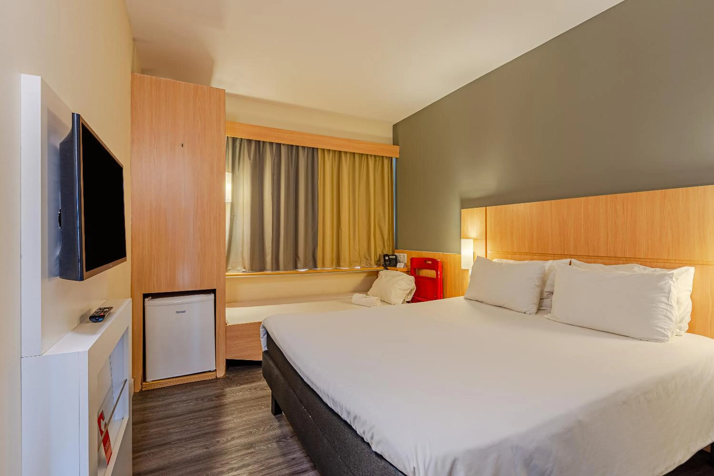 Bedroom, Bed in Transamerica Fit Aracruz