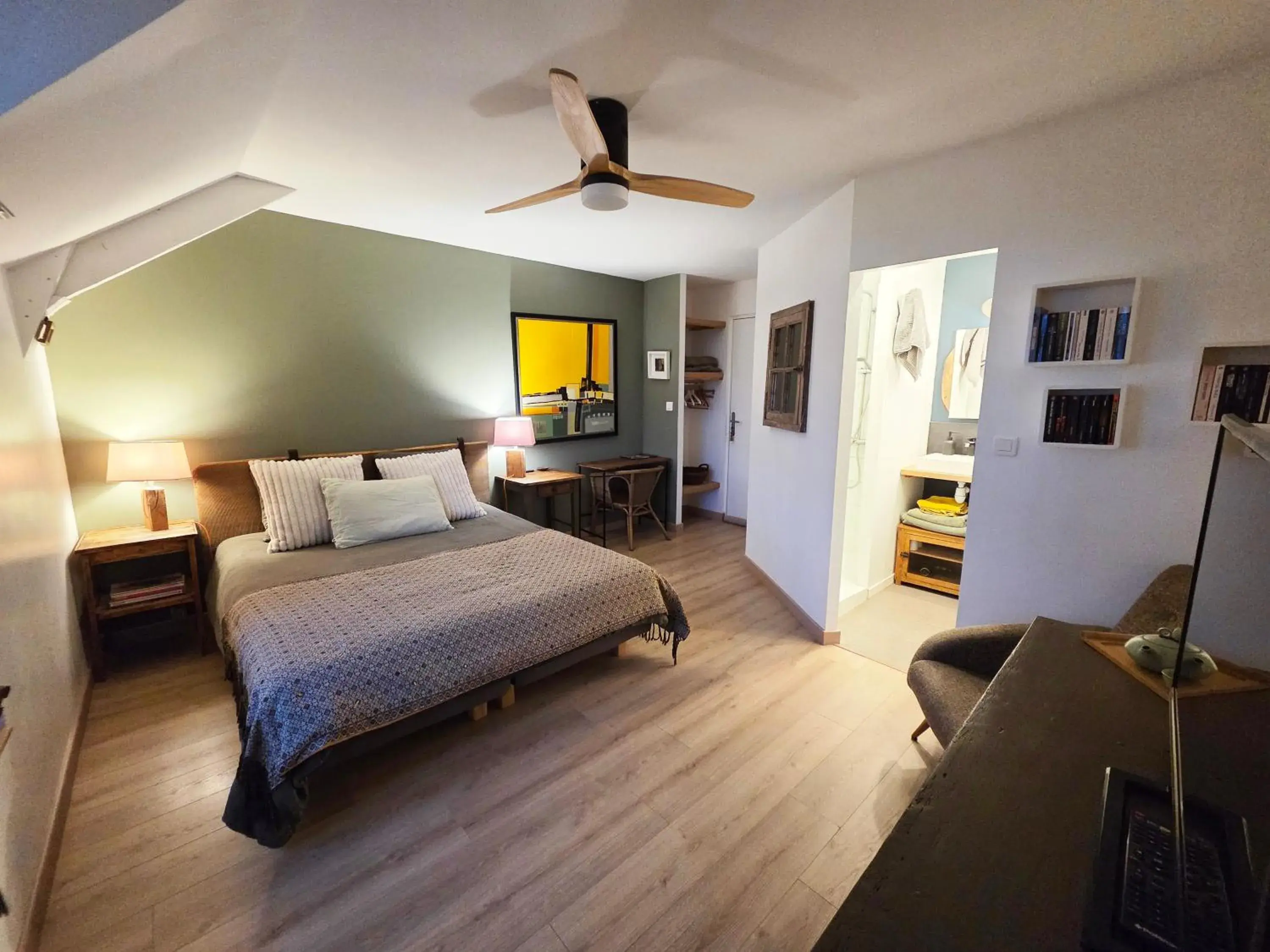 Double Room in La Ligne Double Room in La Ligne