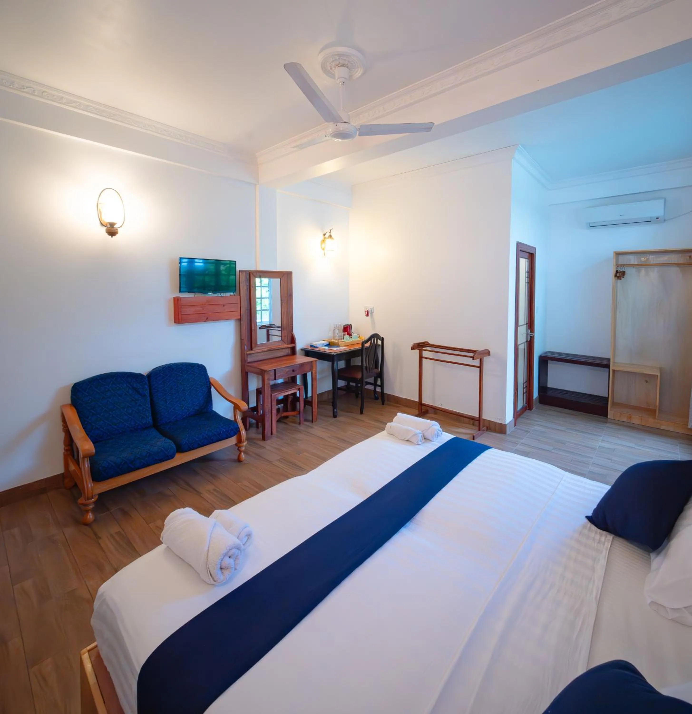 Bed in Biosphere Inn