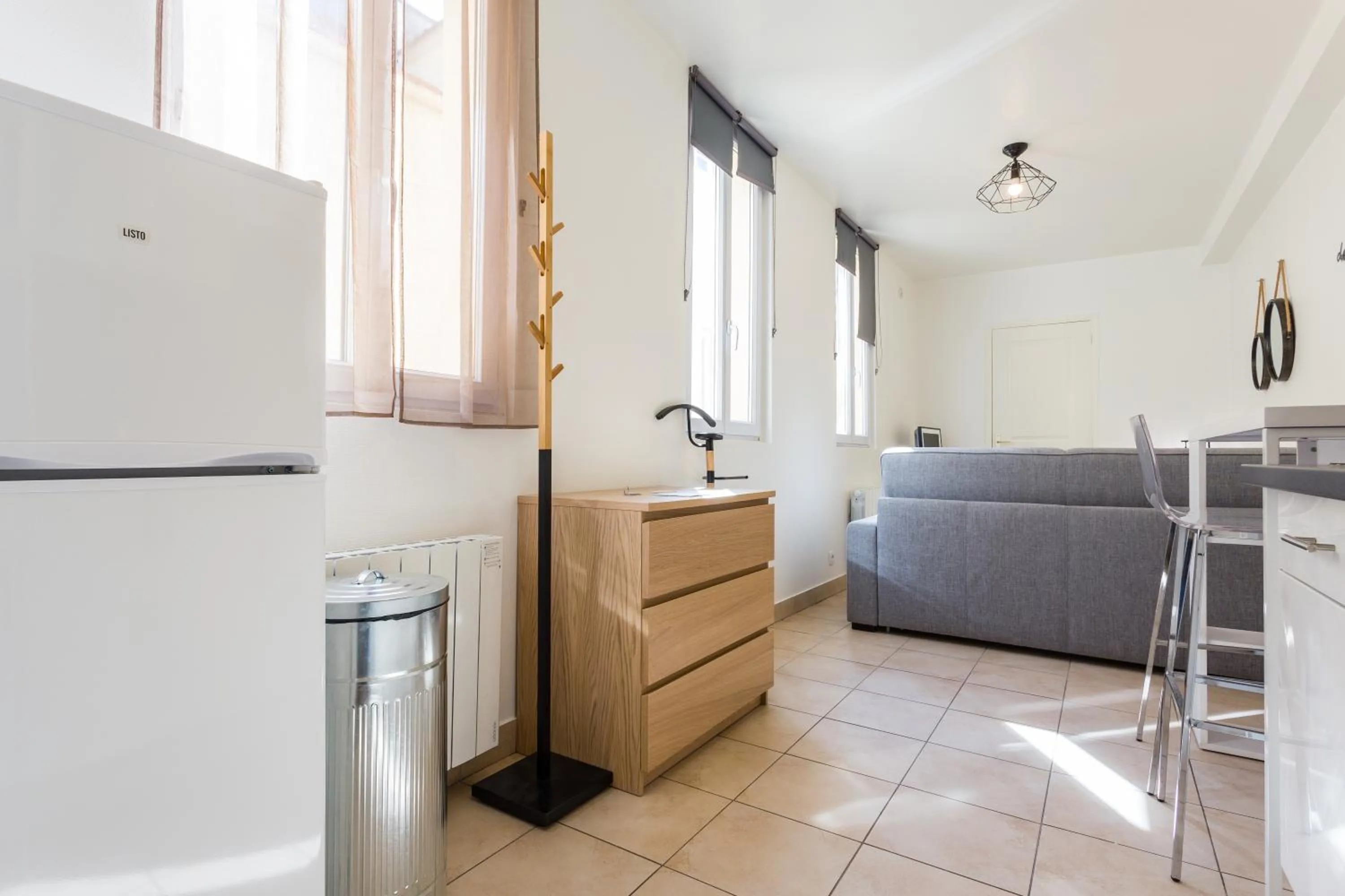 TV and multimedia in Apart By Jo