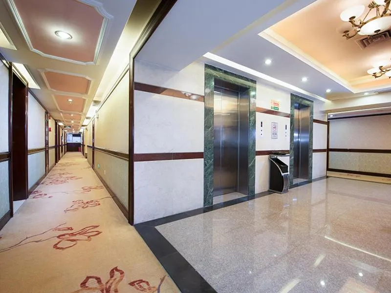 Vienna Hotel Shenzhen Fuhua Road