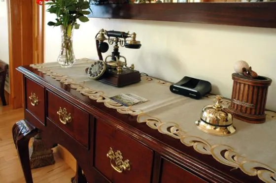 Decorative detail in Caldra B&B