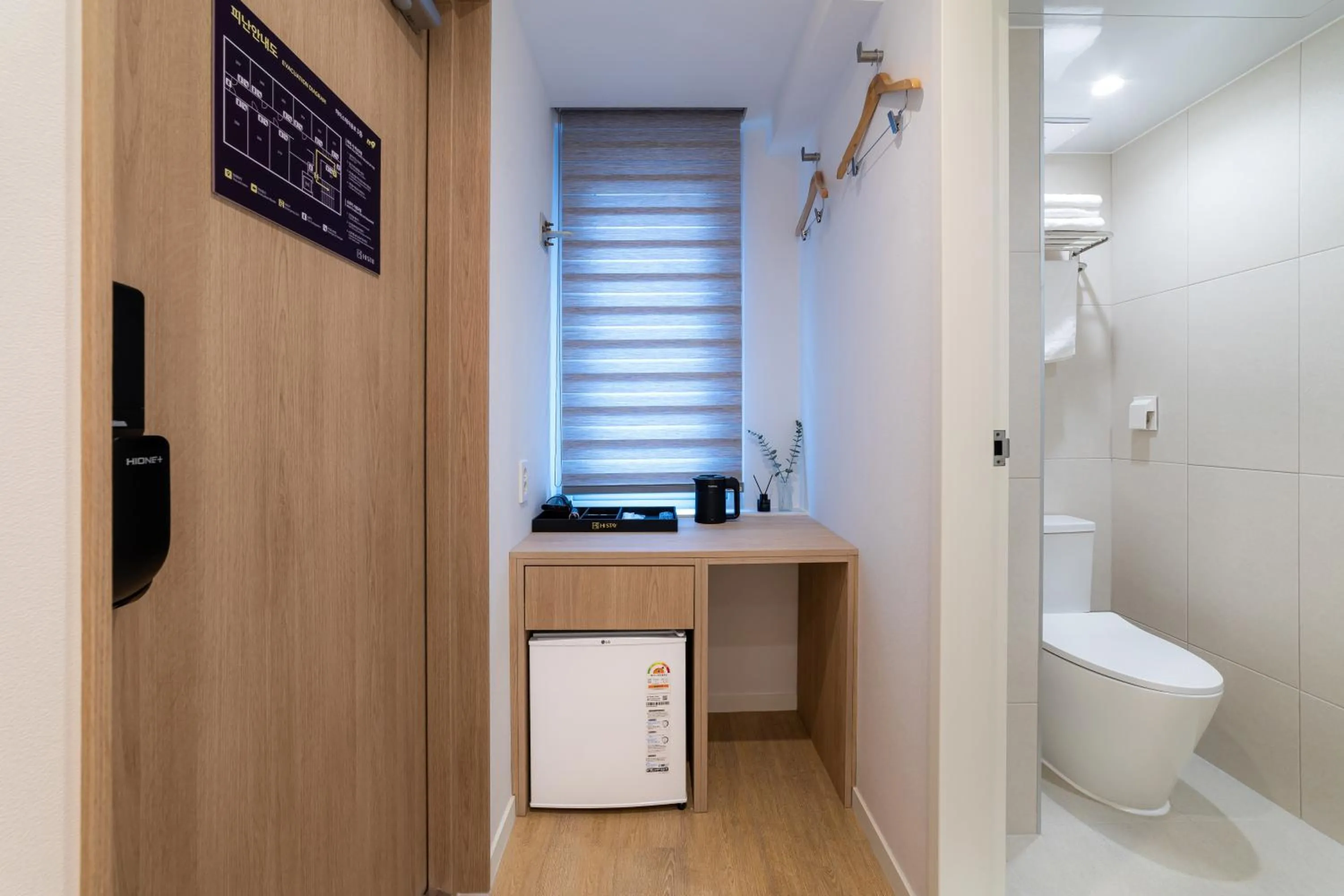 Shower in Hi Stay Jongno