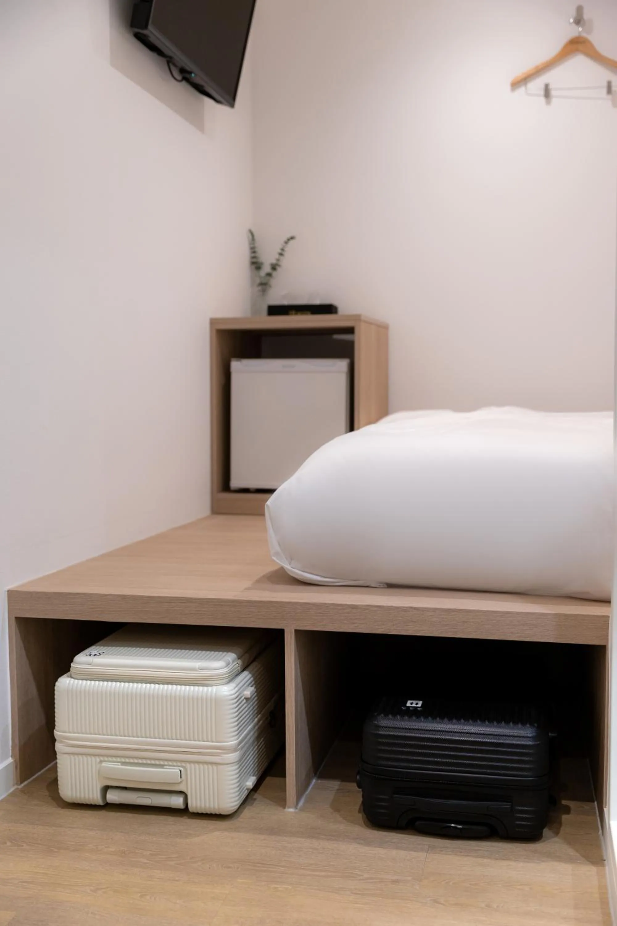 Photo of the whole room, Bed in Hi Stay Jongno