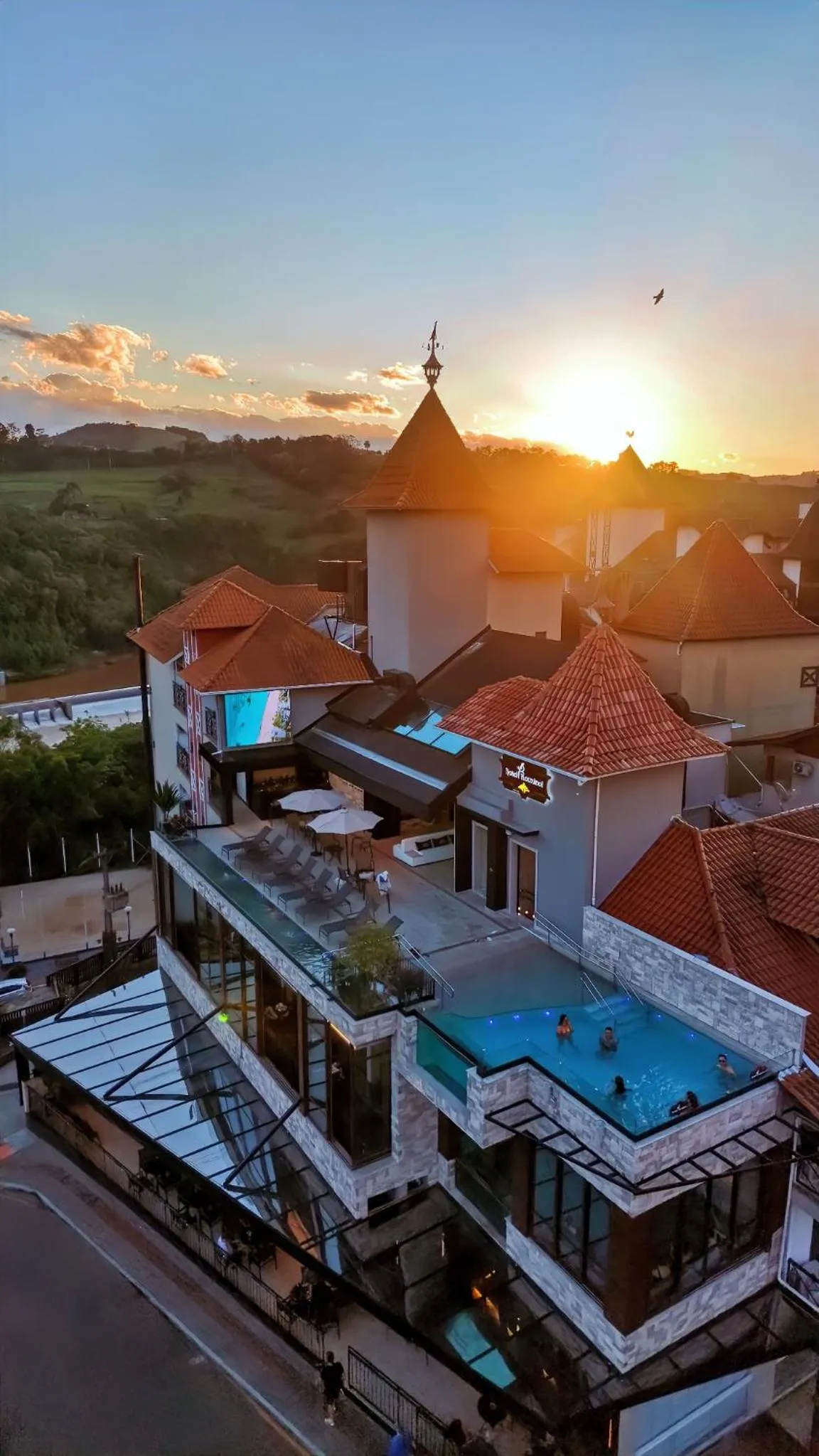 Sunset in Hotel Rouxinol