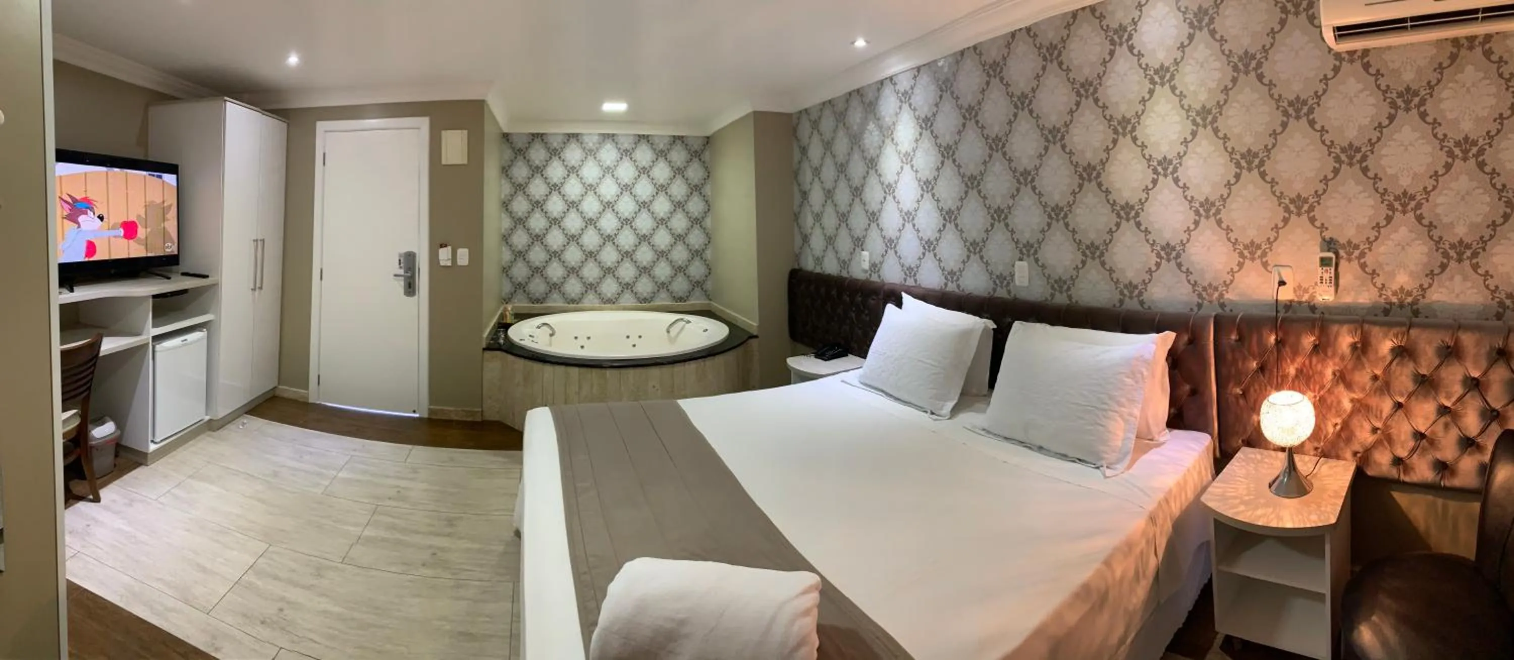 Photo of the whole room, Bed in Hotel Rouxinol