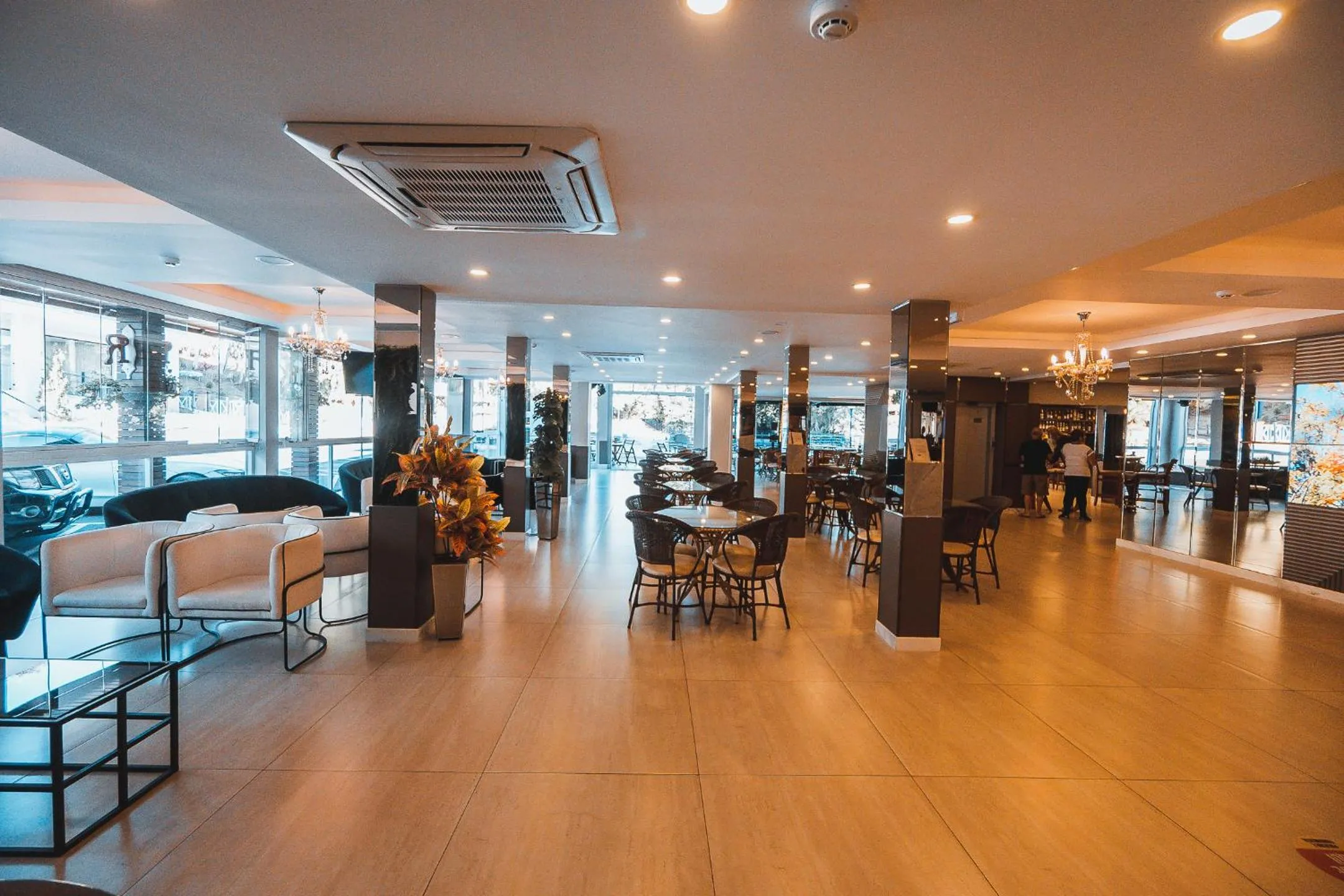 Lobby or reception in Hotel Rouxinol