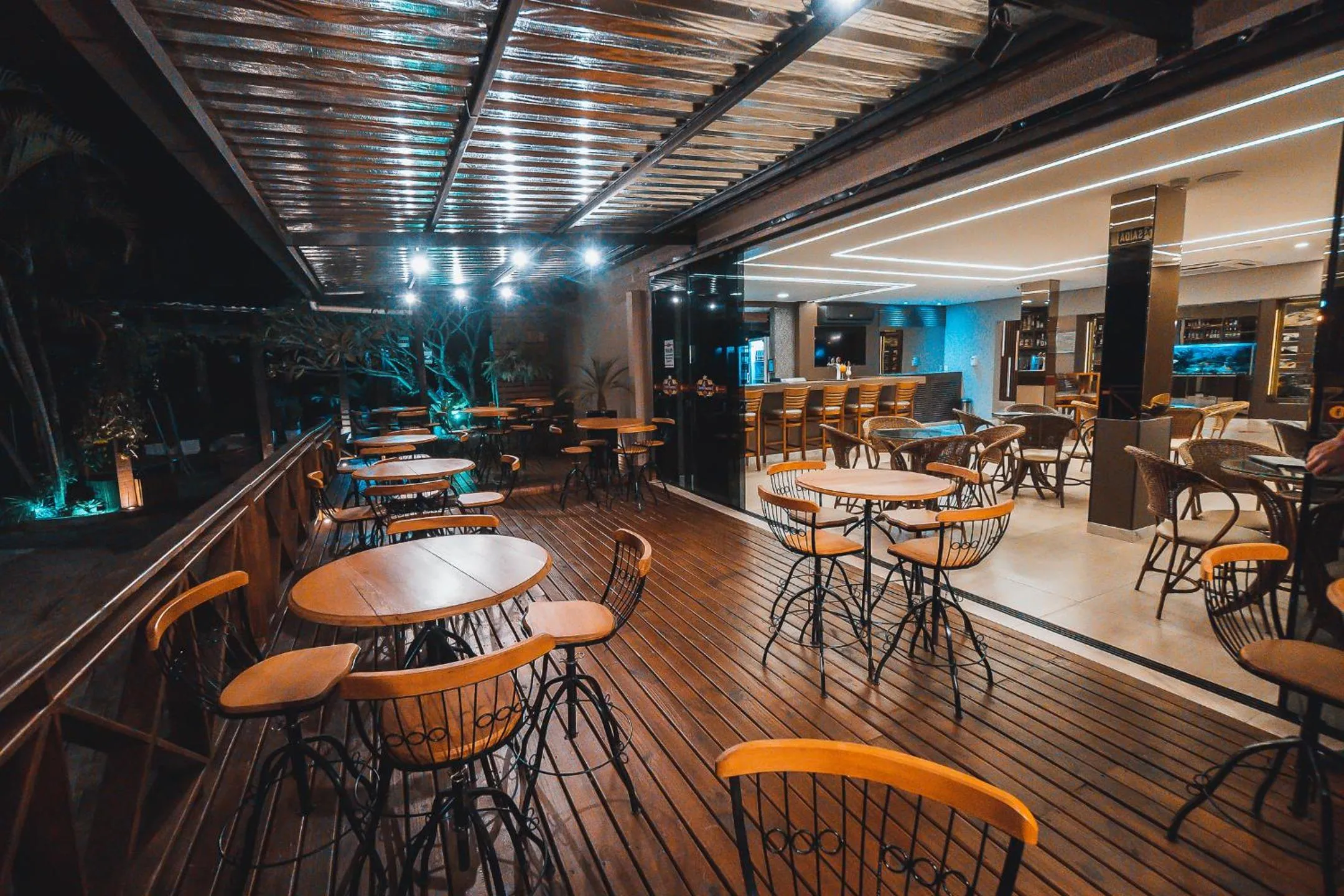 Patio in Hotel Rouxinol