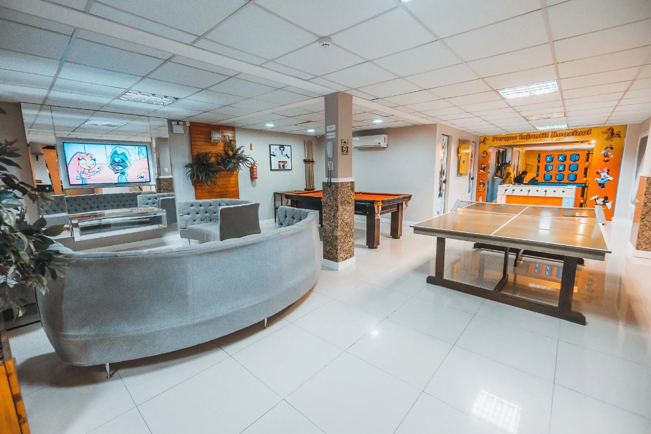 Game Room in Hotel Rouxinol