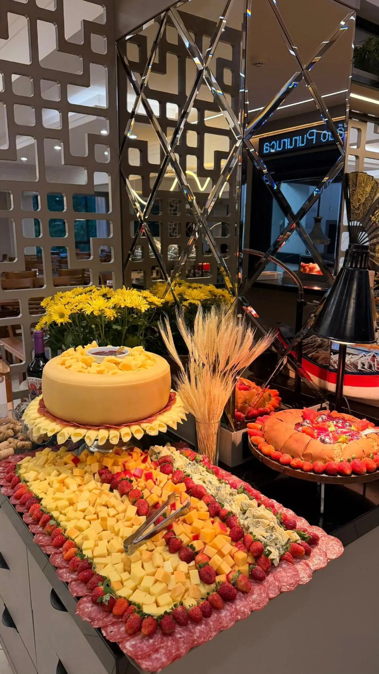 Dinner in Hotel Rouxinol