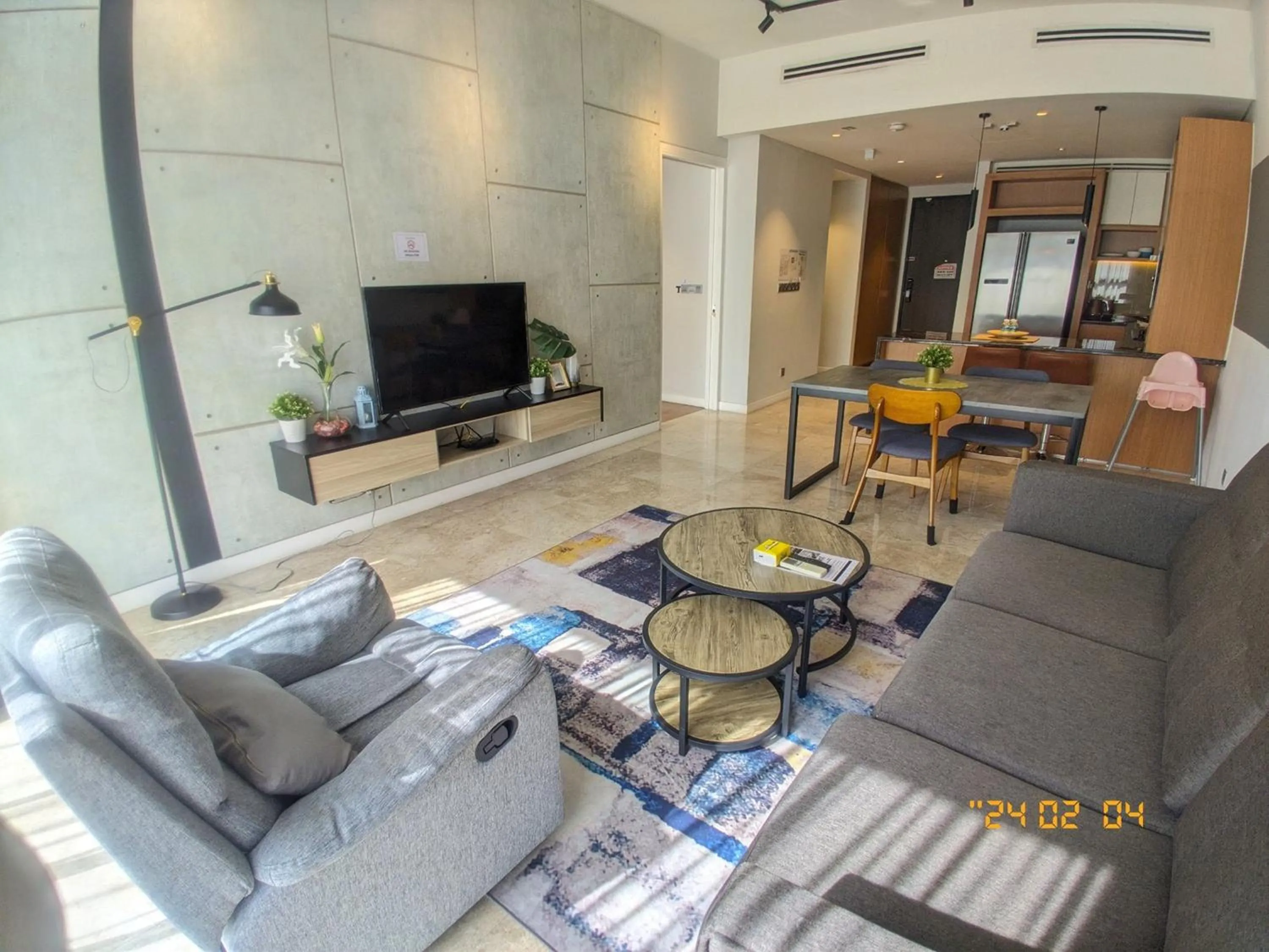 TV and multimedia in Leo Guesthouse at Anggun Residence Suite