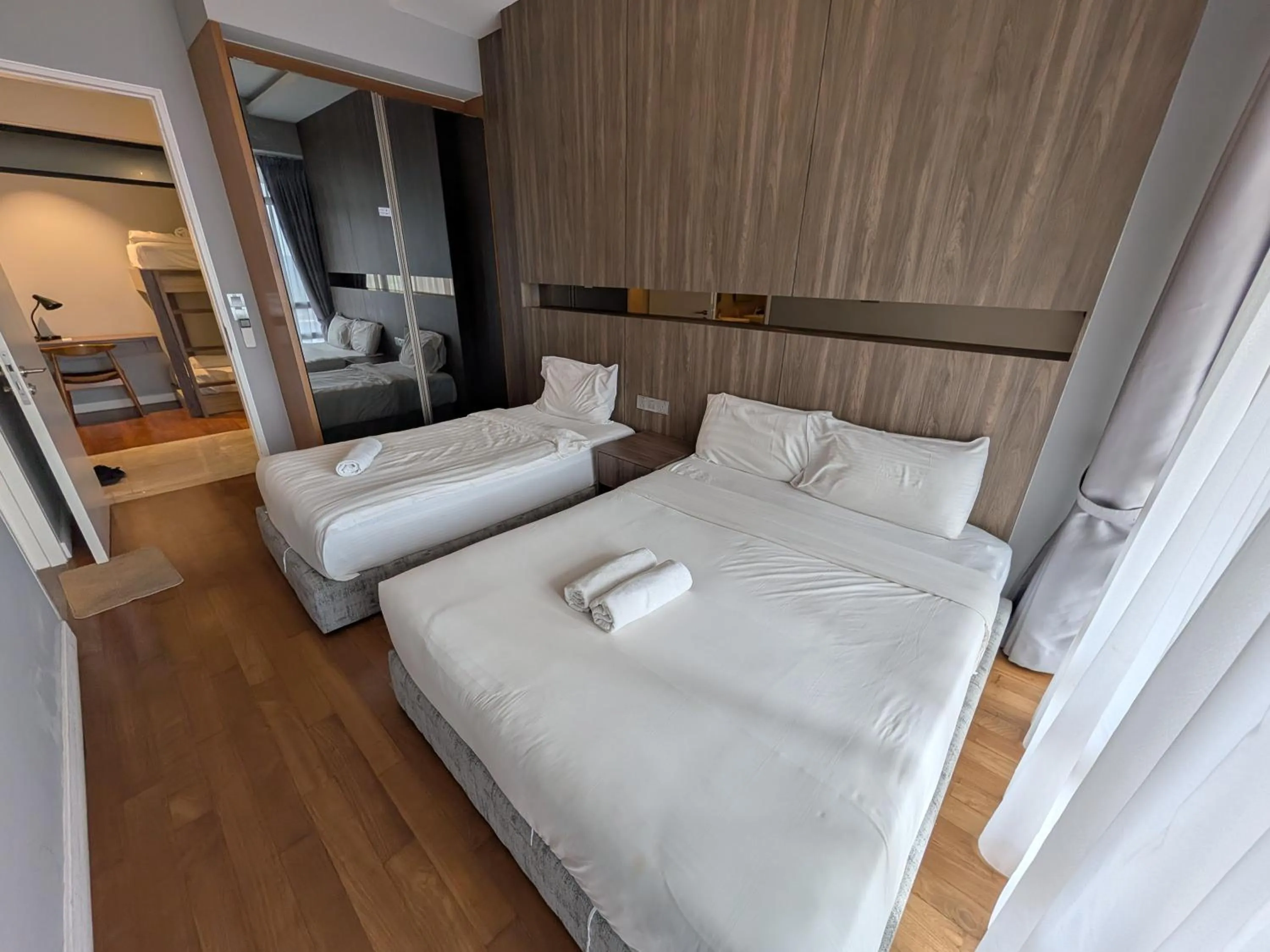 Bed in Leo Guesthouse at Anggun Residence Suite