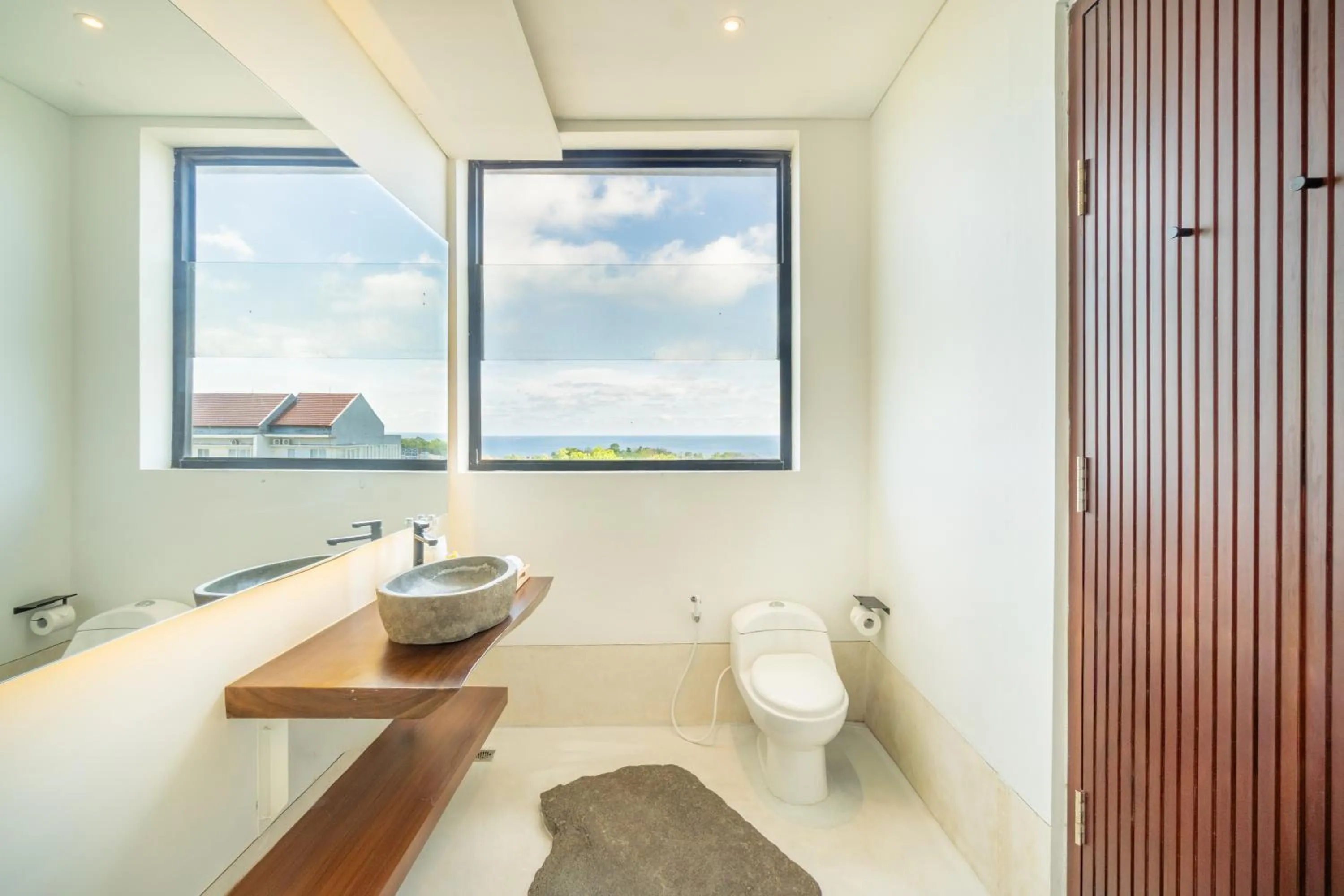 Toilet in Villa Cliffo by Premier Hospitality Asia